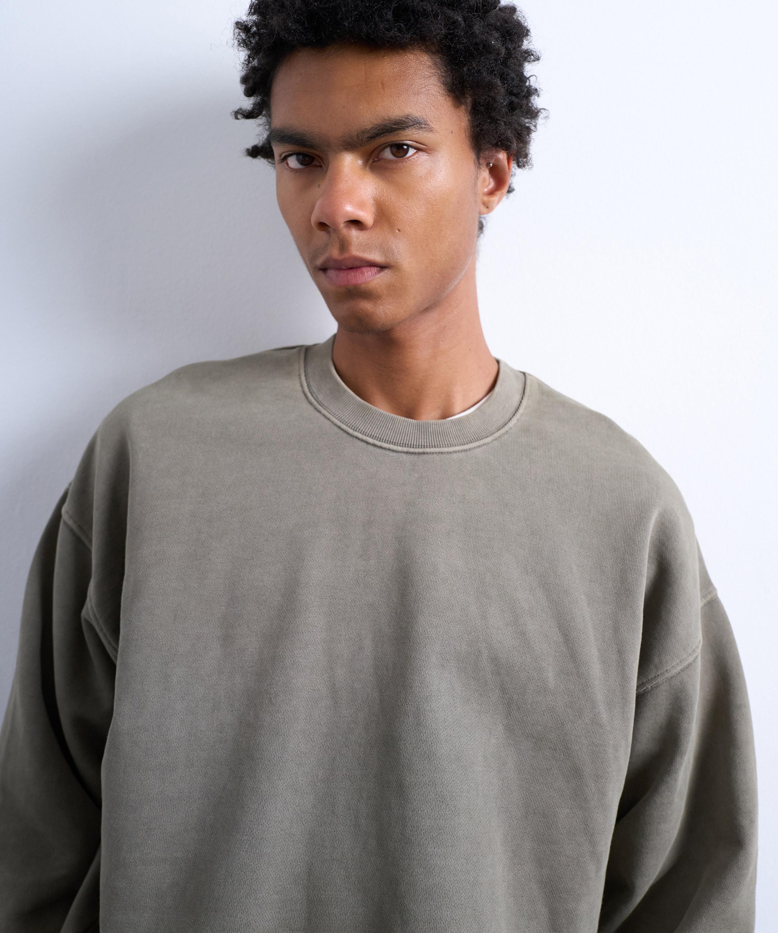 TOPMAN - Khaki Heavyweight Oversized Fit Zip Sweater image number 2