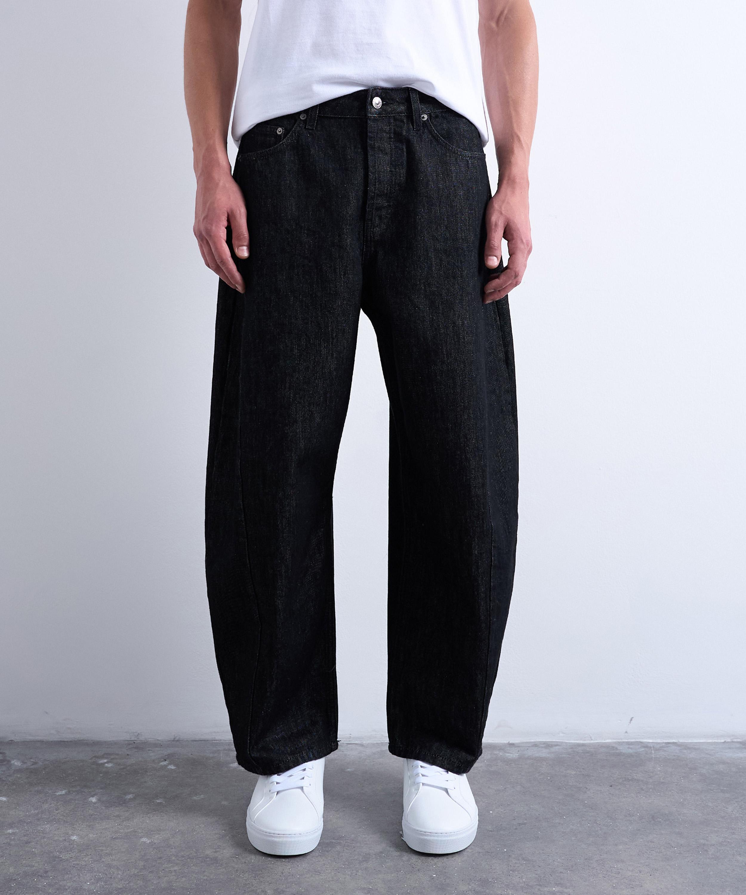 TOPMAN - Black Raw Rigid Barrel Jeans image number 2