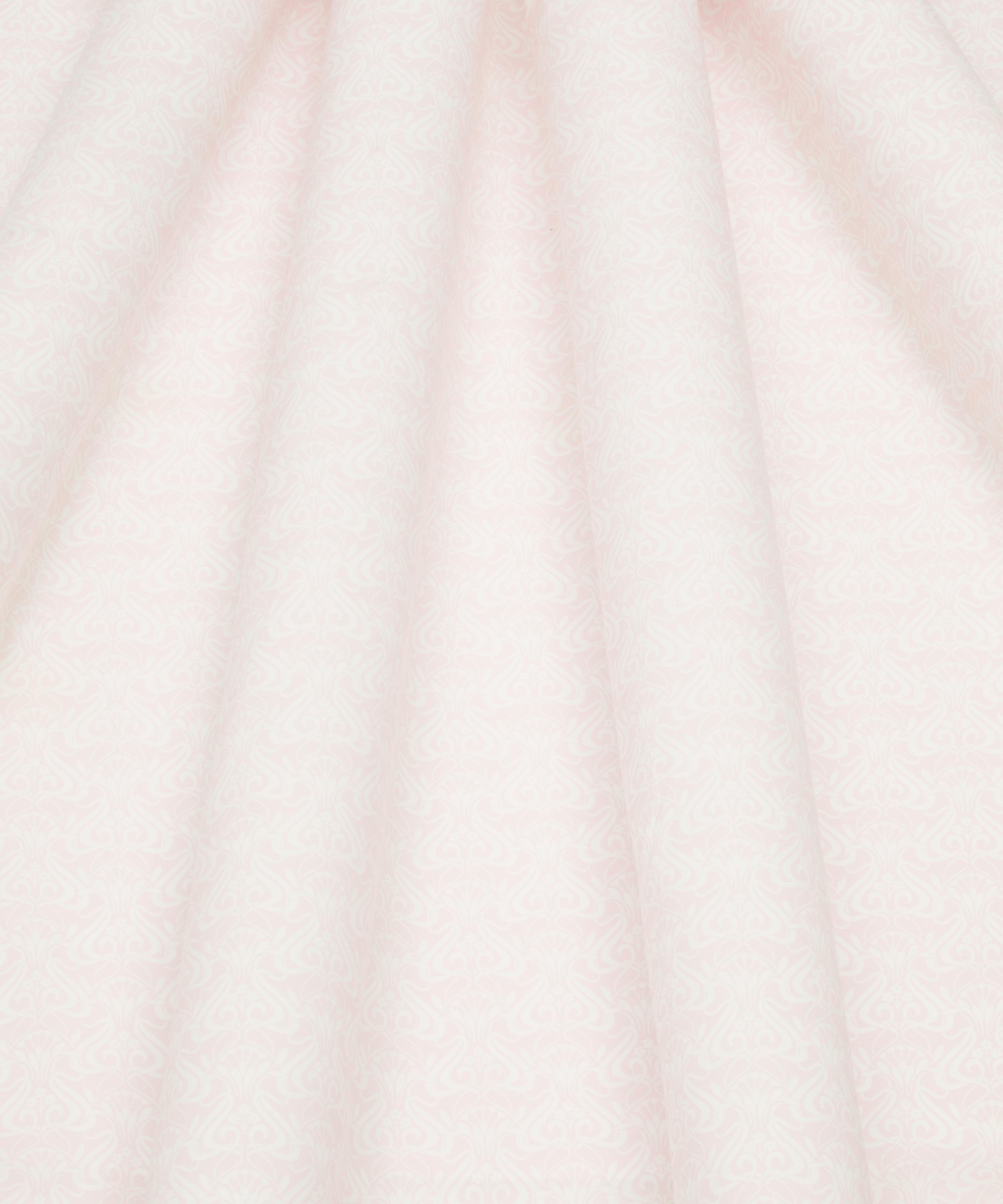 Liberty Fabrics - Nouveau Shadow Lasenby Quilting Cotton image number 2