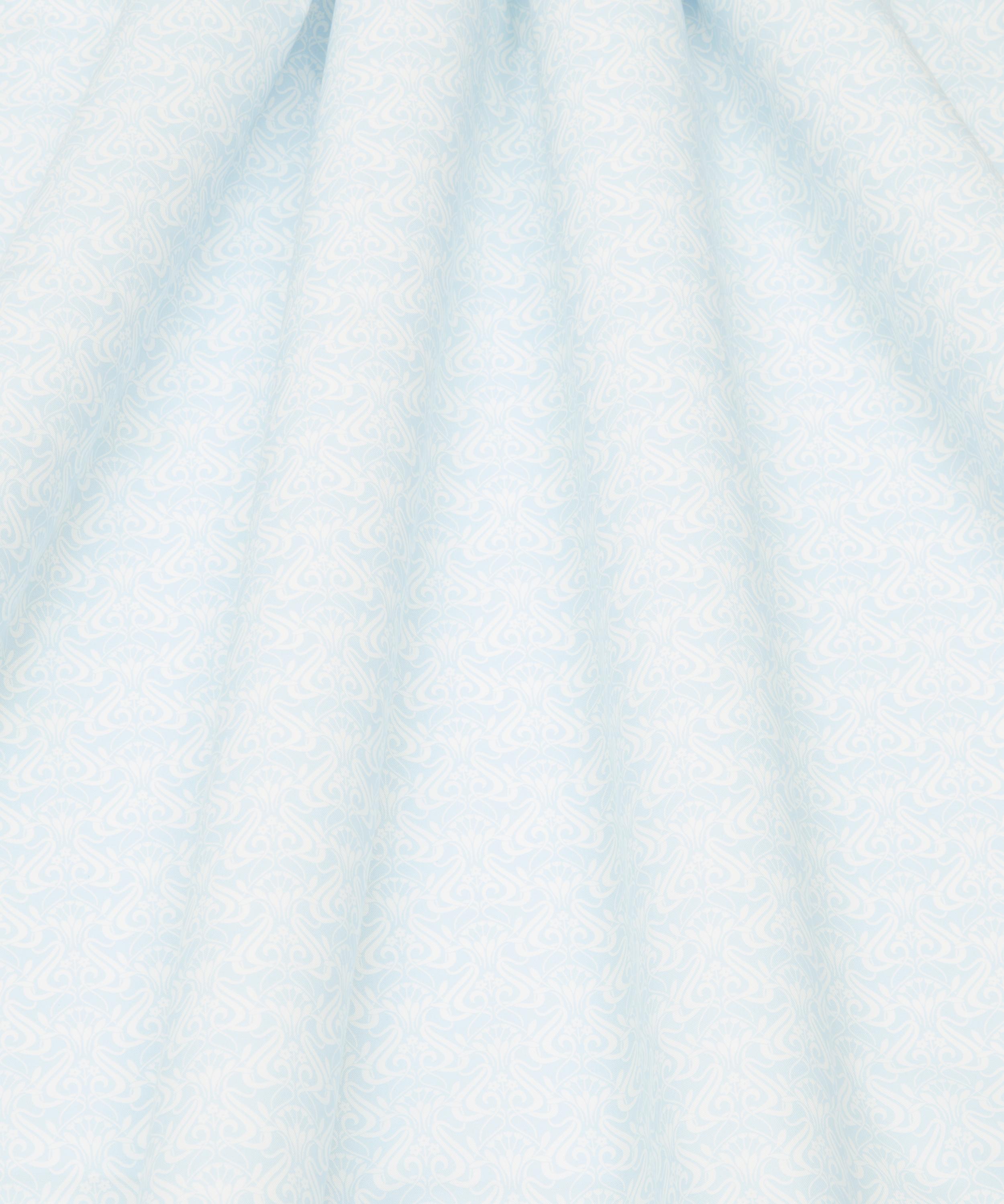 Liberty Fabrics - Nouveau Shadow Lasenby Quilting Cotton image number 2