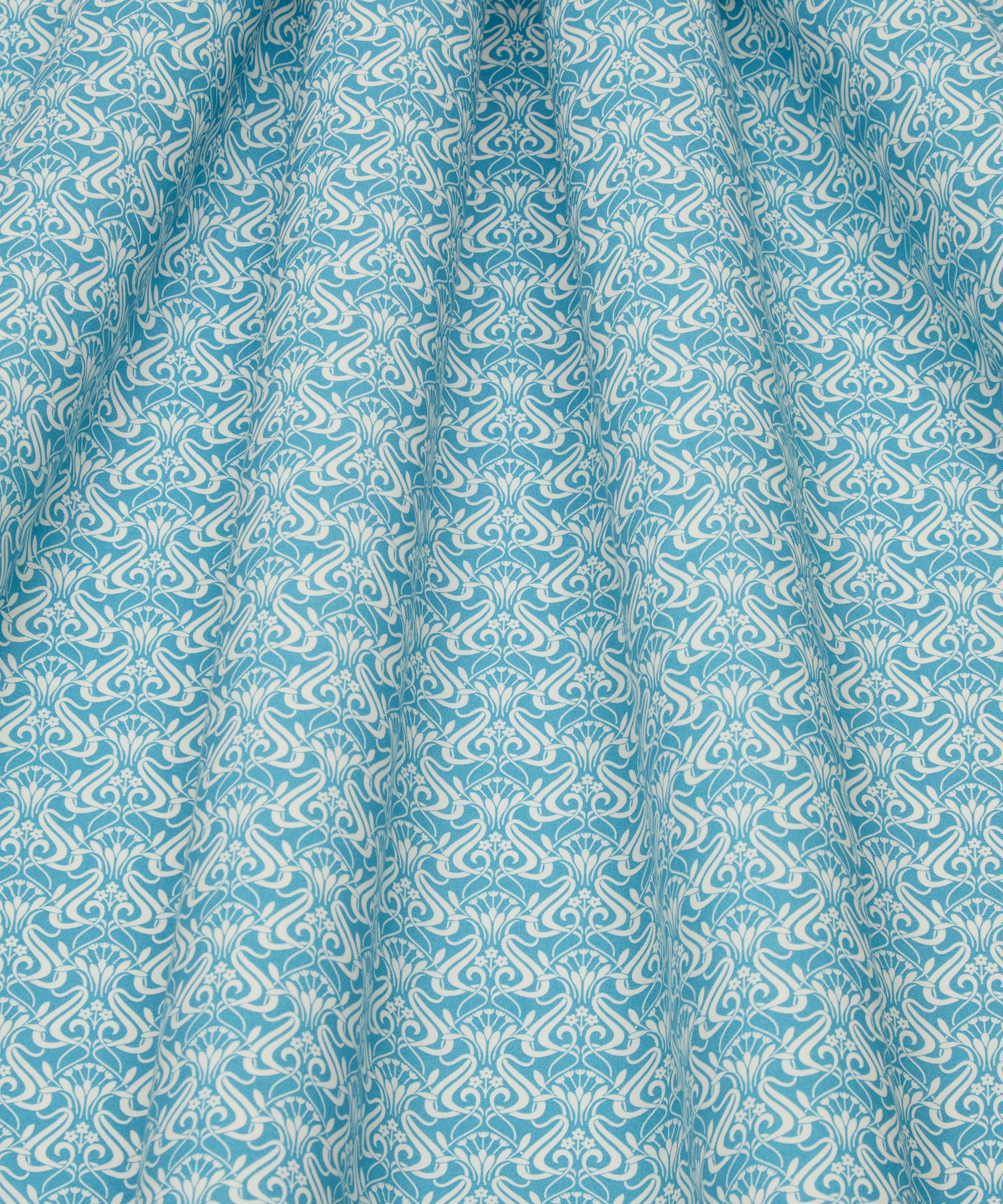Liberty Fabrics - Nouveau Shadow Lasenby Quilting Cotton image number 2