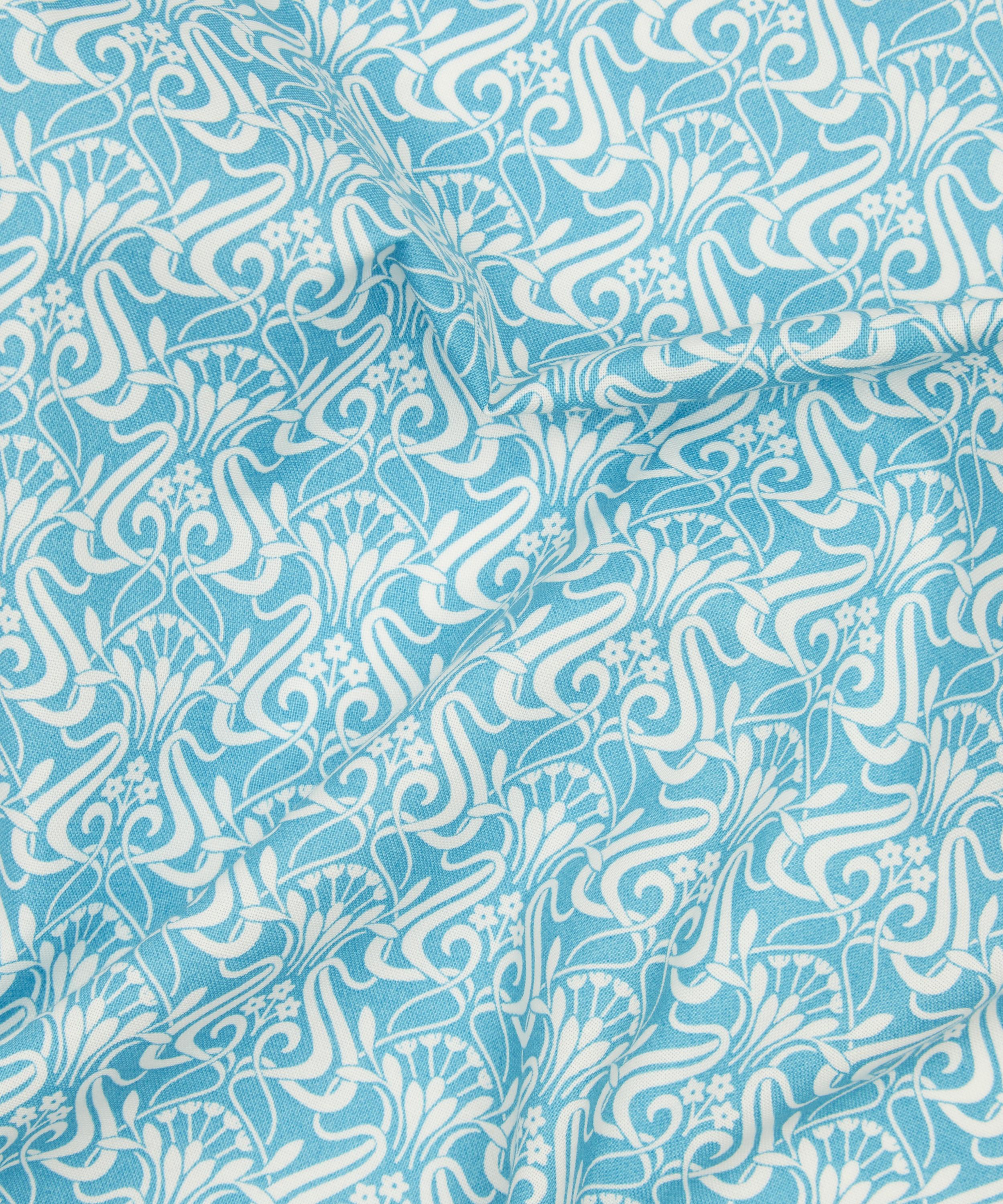 Liberty Fabrics - Nouveau Shadow Lasenby Quilting Cotton image number 3