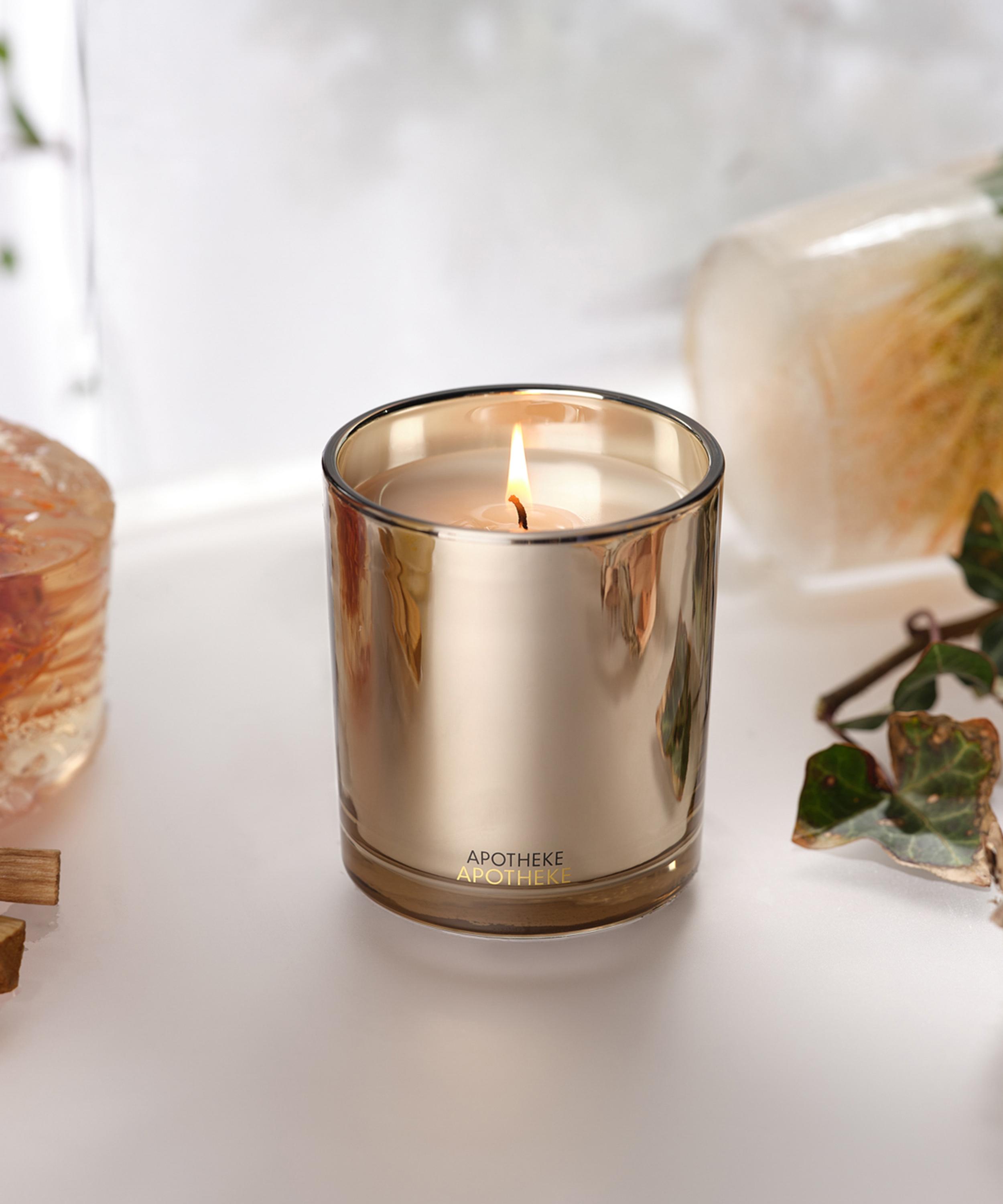 Apotheke - Firewood Classic Scented Candle image number 1