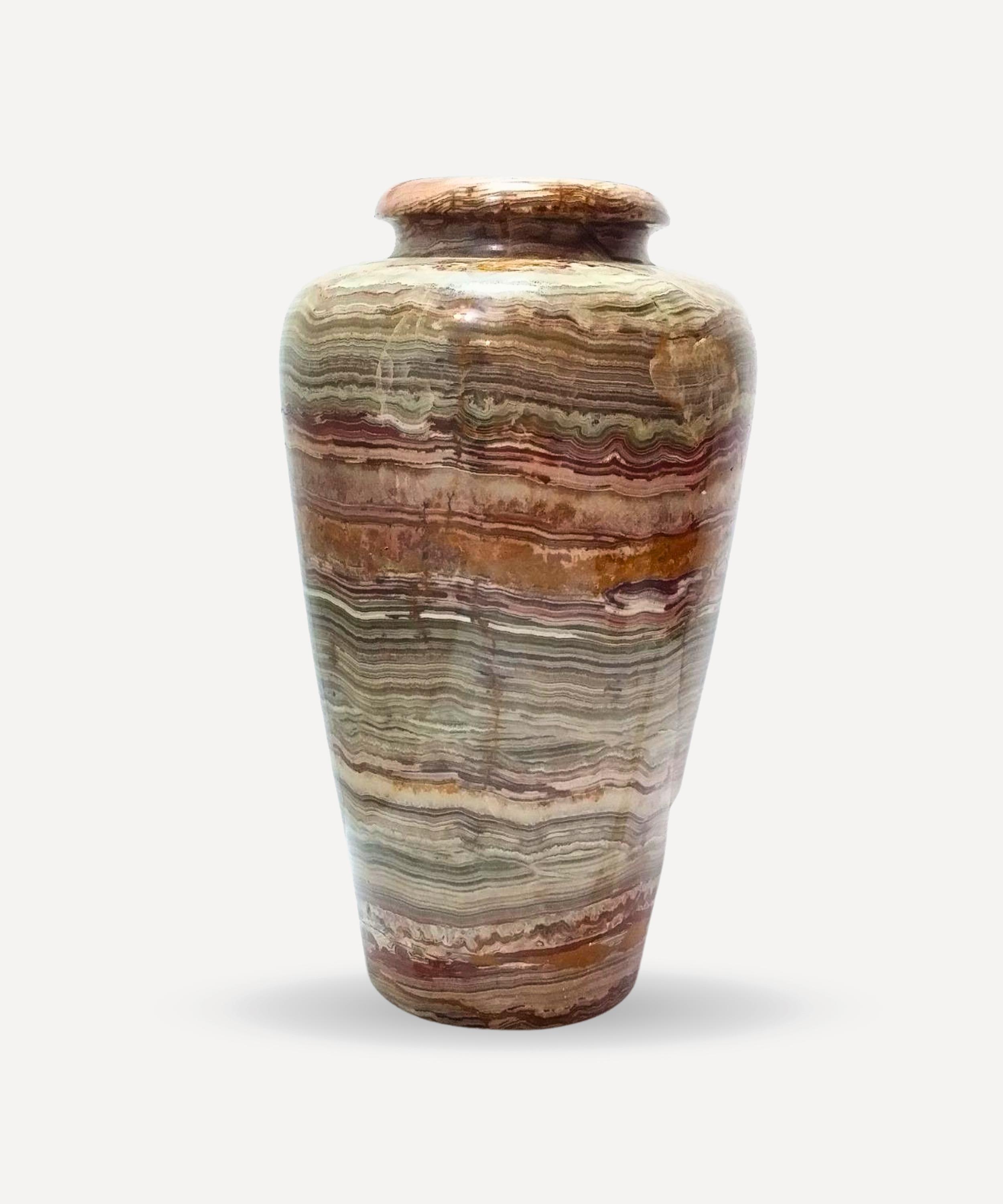 JIA JIA - Onyx Vase