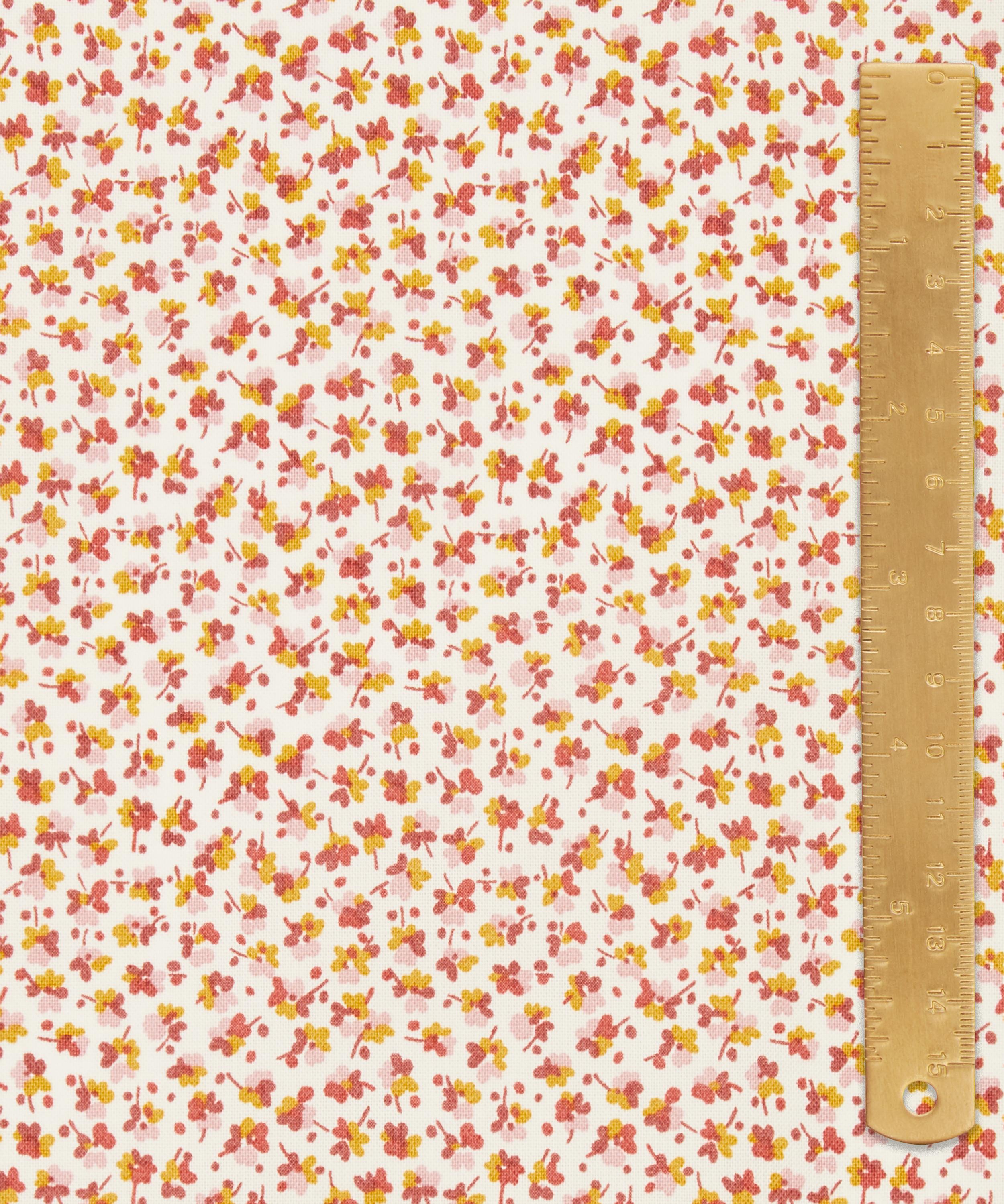 Liberty Fabrics - Clover Speckle Lasenby Quilting Cotton image number 4