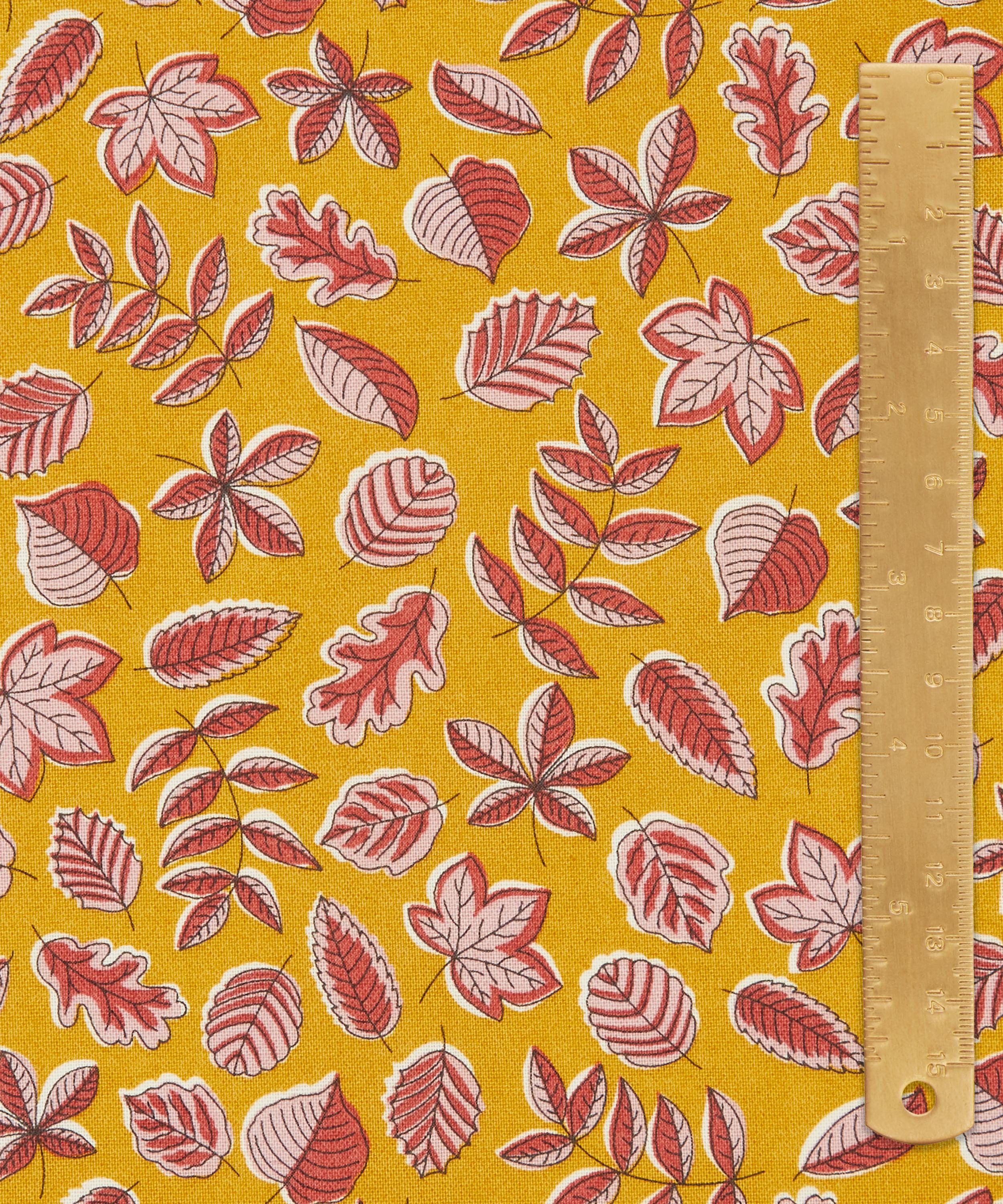 Liberty Fabrics - Leaf Flutter Lasenby Quilting Cotton image number 4