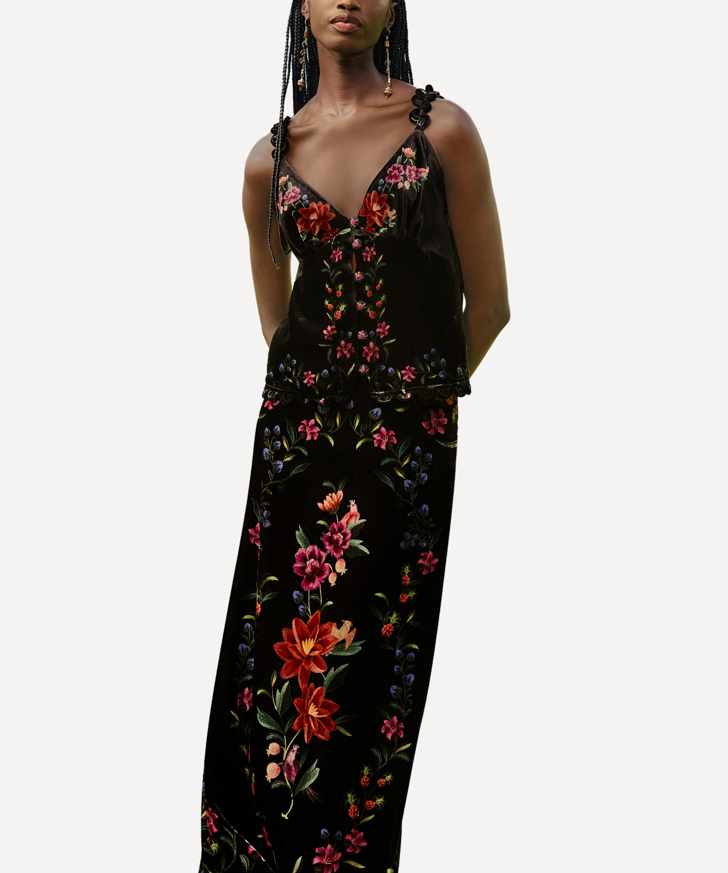 FARM Rio - Black Belle Garden Scallop Sleeveless Top image number 0