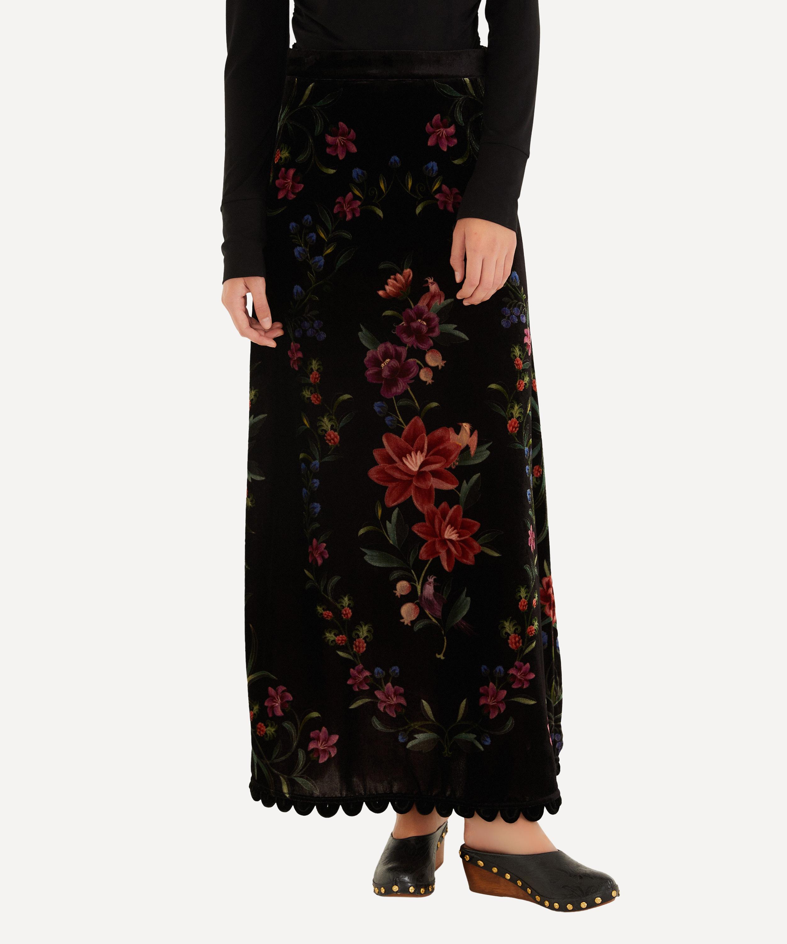 FARM Rio - Black Belle Garden Scallop Hem Midi Skirt image number 2