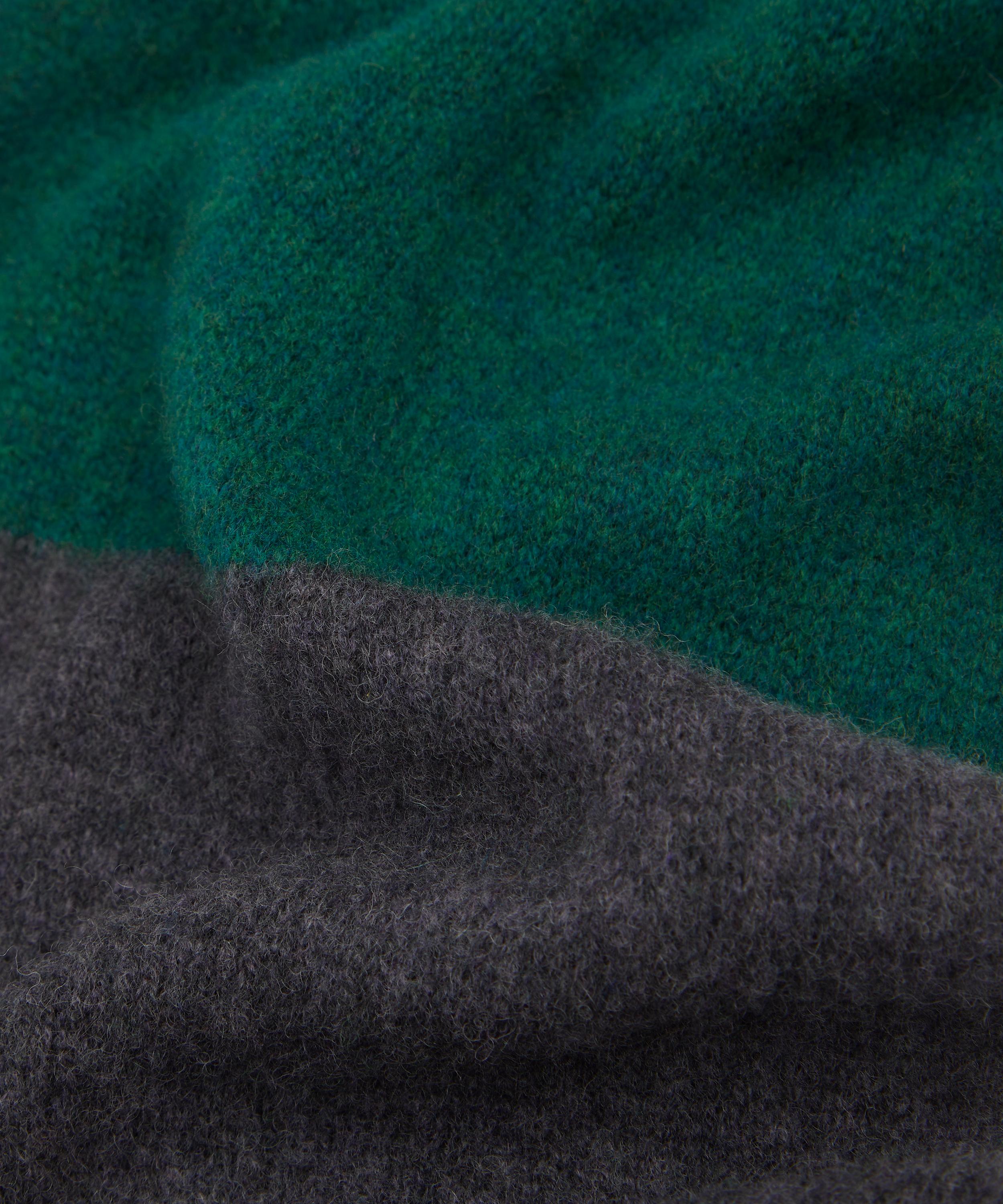 Howlin' - Laser Attack Scarf image number 3