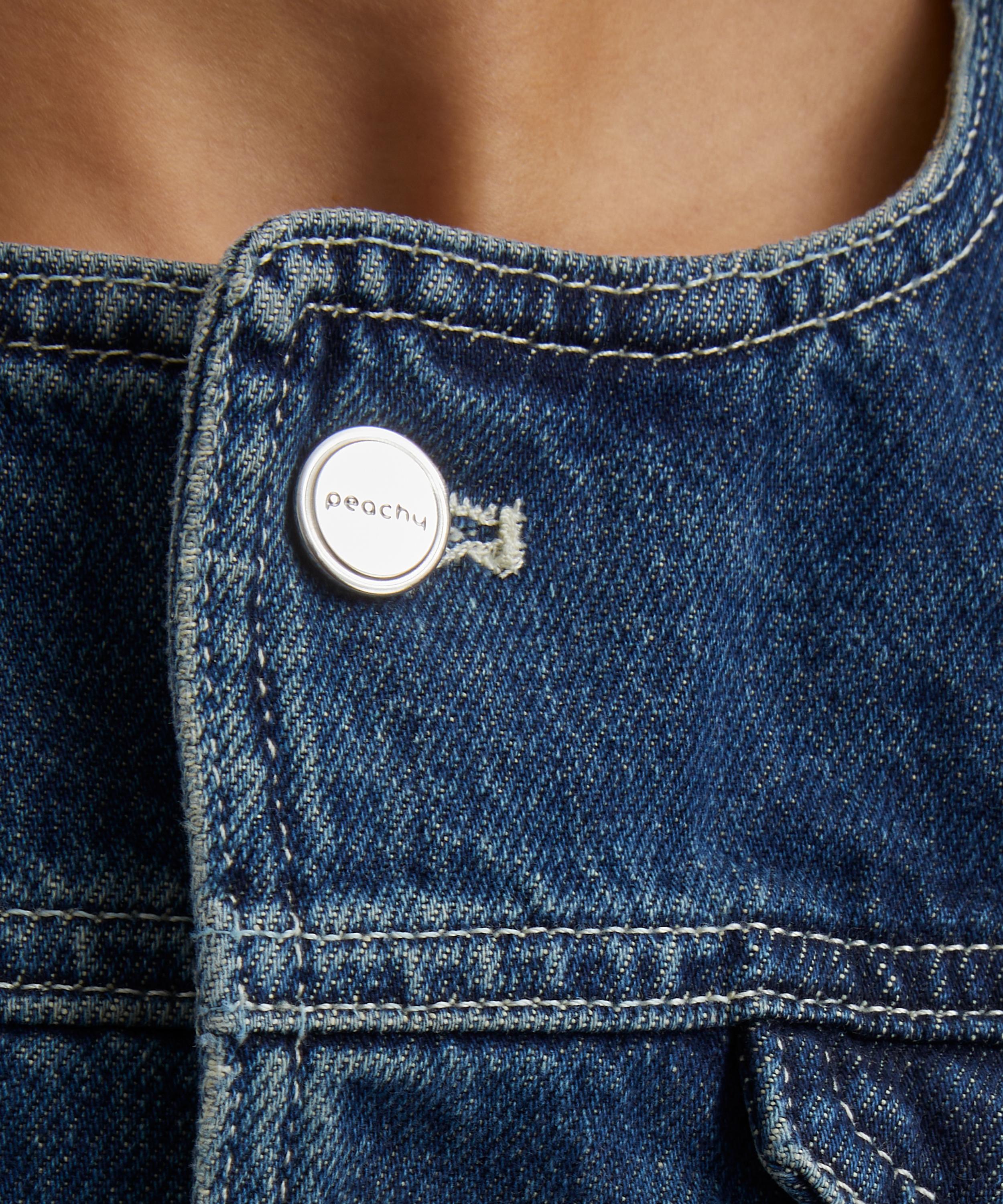 Peachy Den - Goldie Fitted Denim Jacket in Dark Fade image number 4