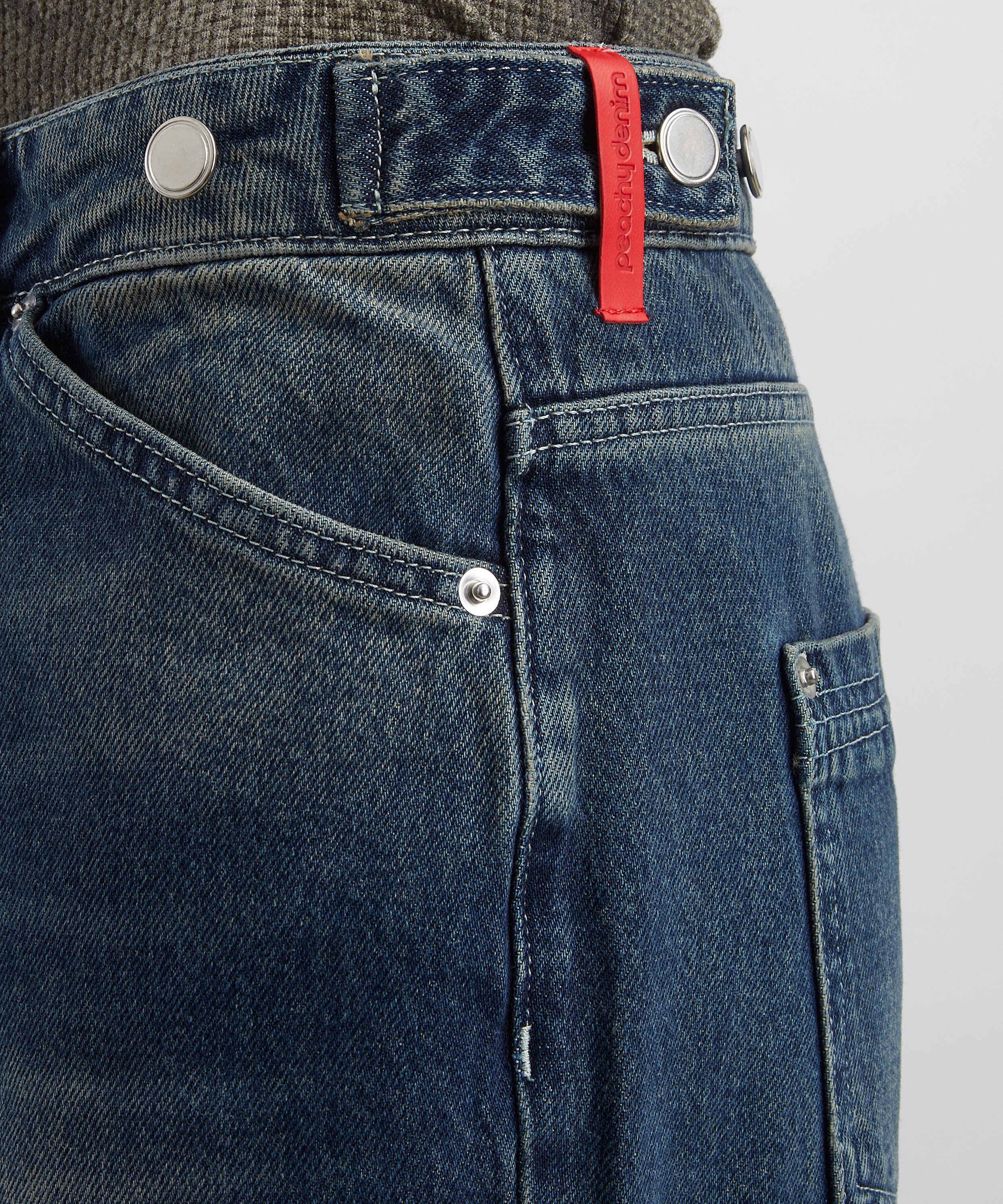 Peachy Den - Goldie Wide-Leg Jeans in Dark Fade image number 4