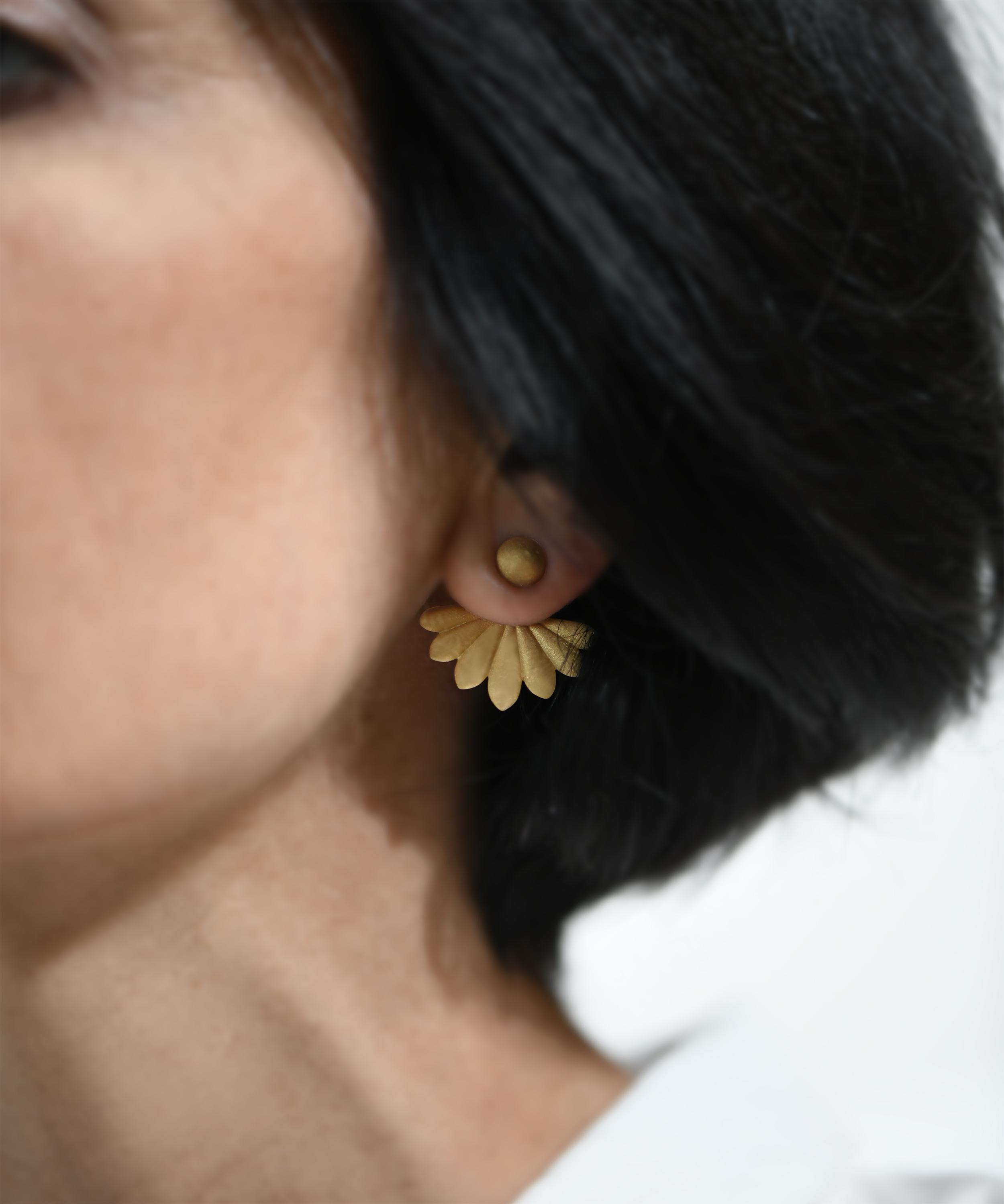Nada Ghazal - 18ct Gold Lotus Courage Small Stud Earrings image number 1