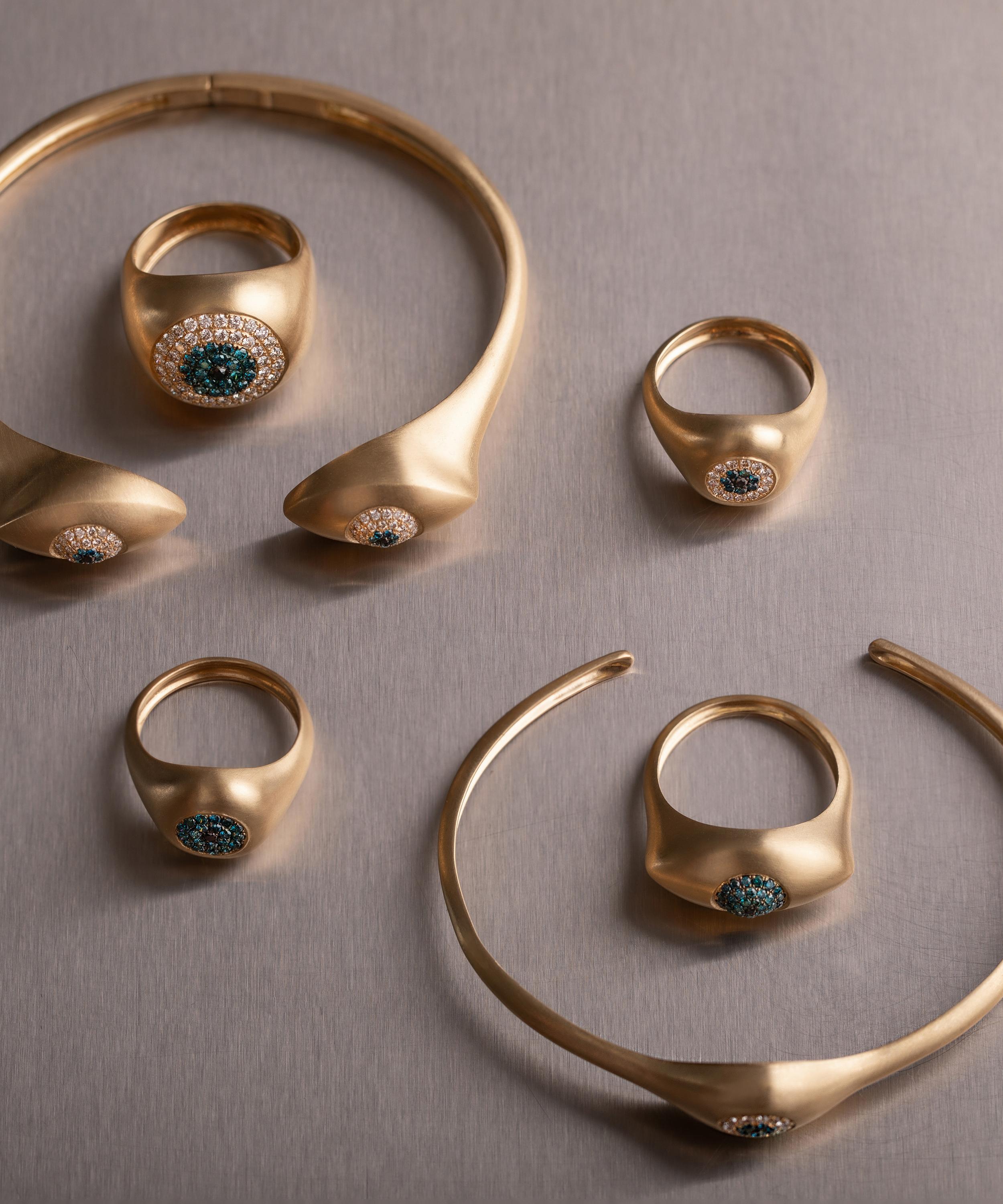 Nada Ghazal - 18ct Gold Healing Eye Mini Ring image number 1