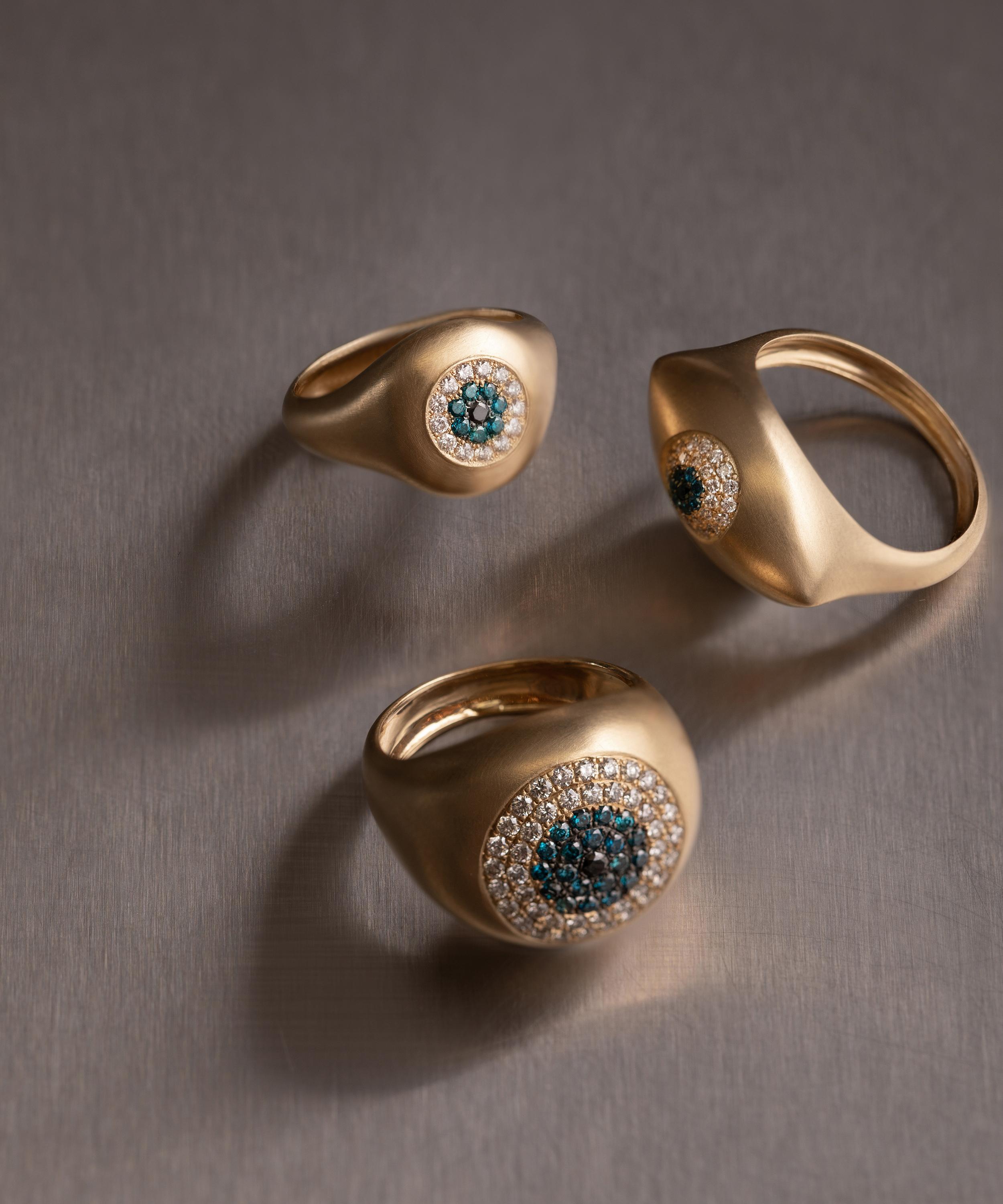 Nada Ghazal - 18ct Gold Healing Eye Mini Ring