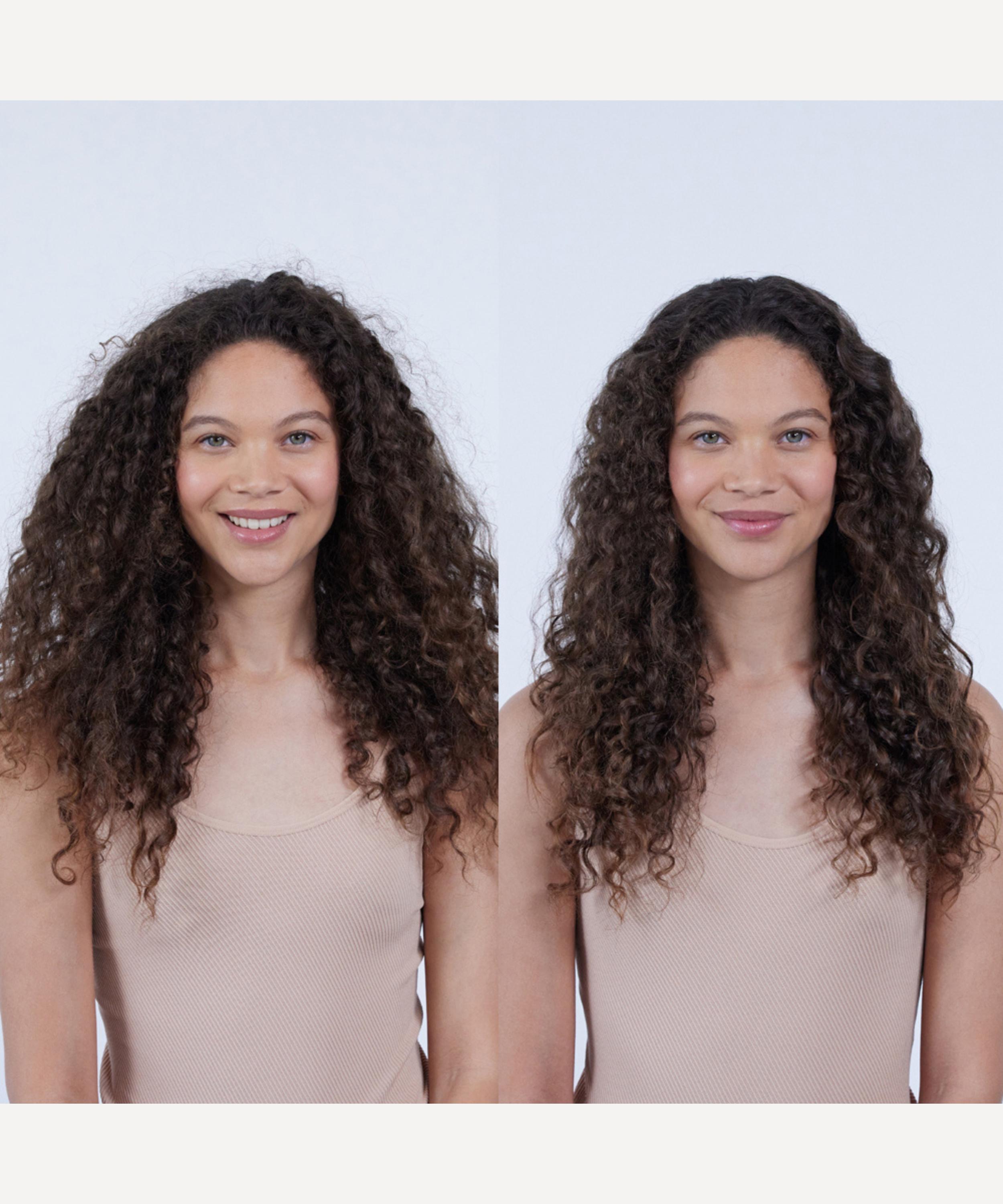 Hair by Sam McKnight - Crème Cleanse Cleansing Conditioner 250ml image number 3