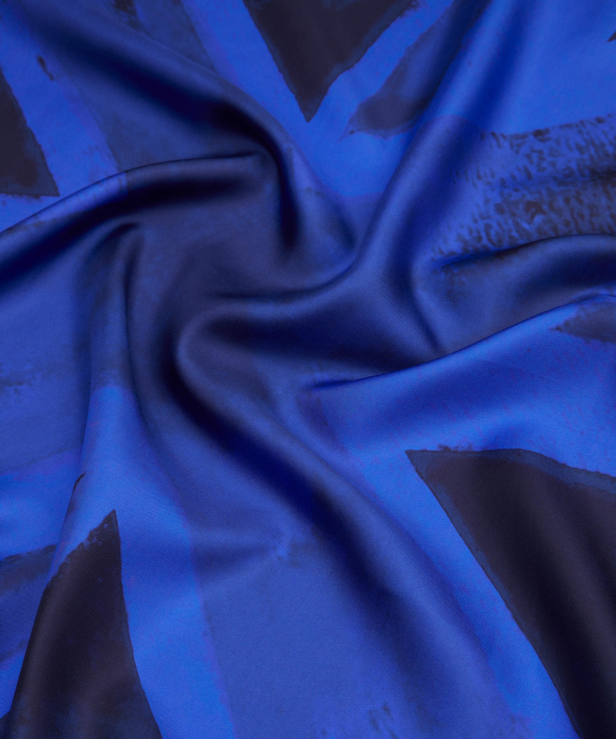 Liberty - HYPERNOVA 150 || Mono Hypernova 90 Silk Scarf image number 4