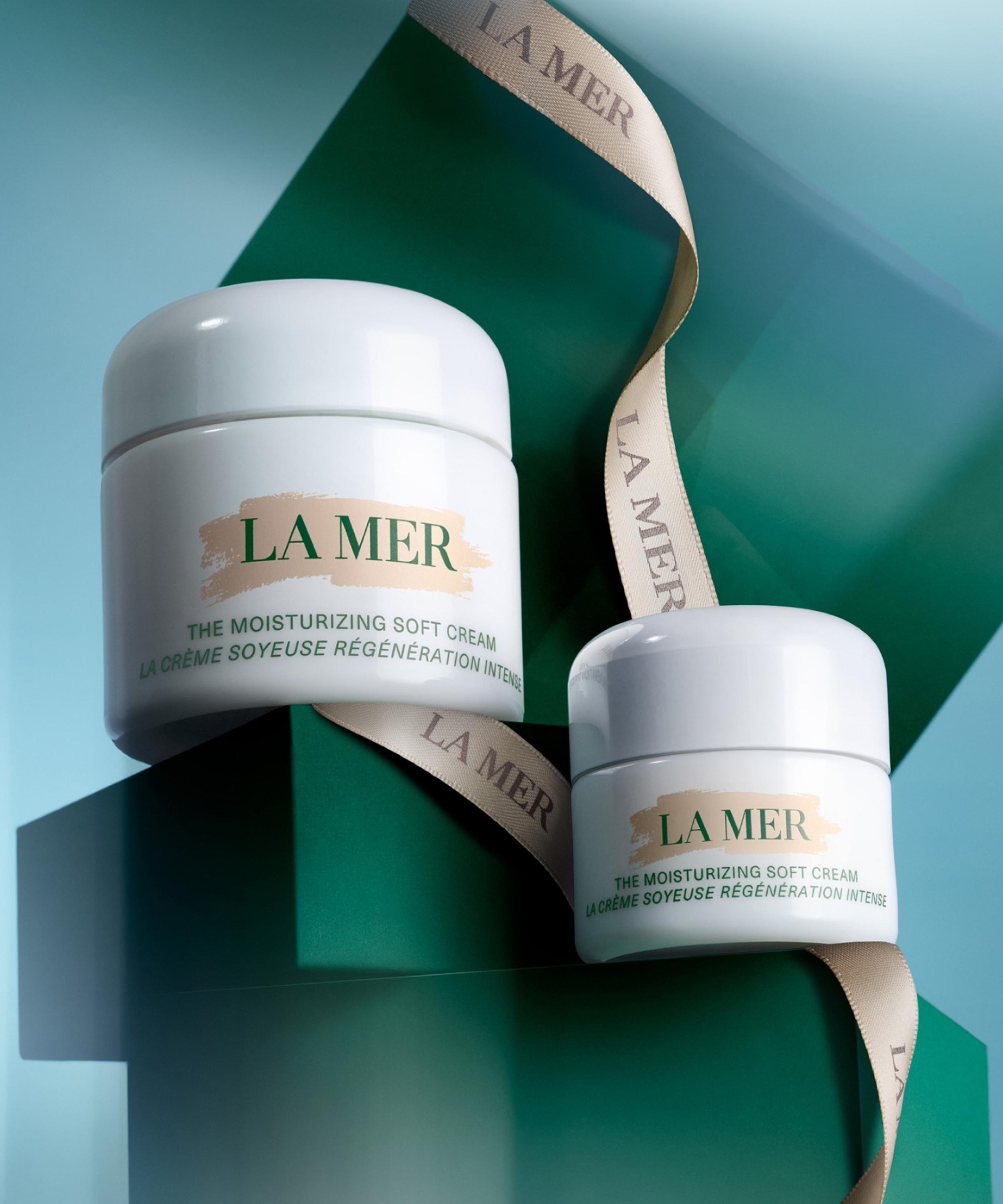 La Mer - The Moisturising Soft Cream Duet image number 4