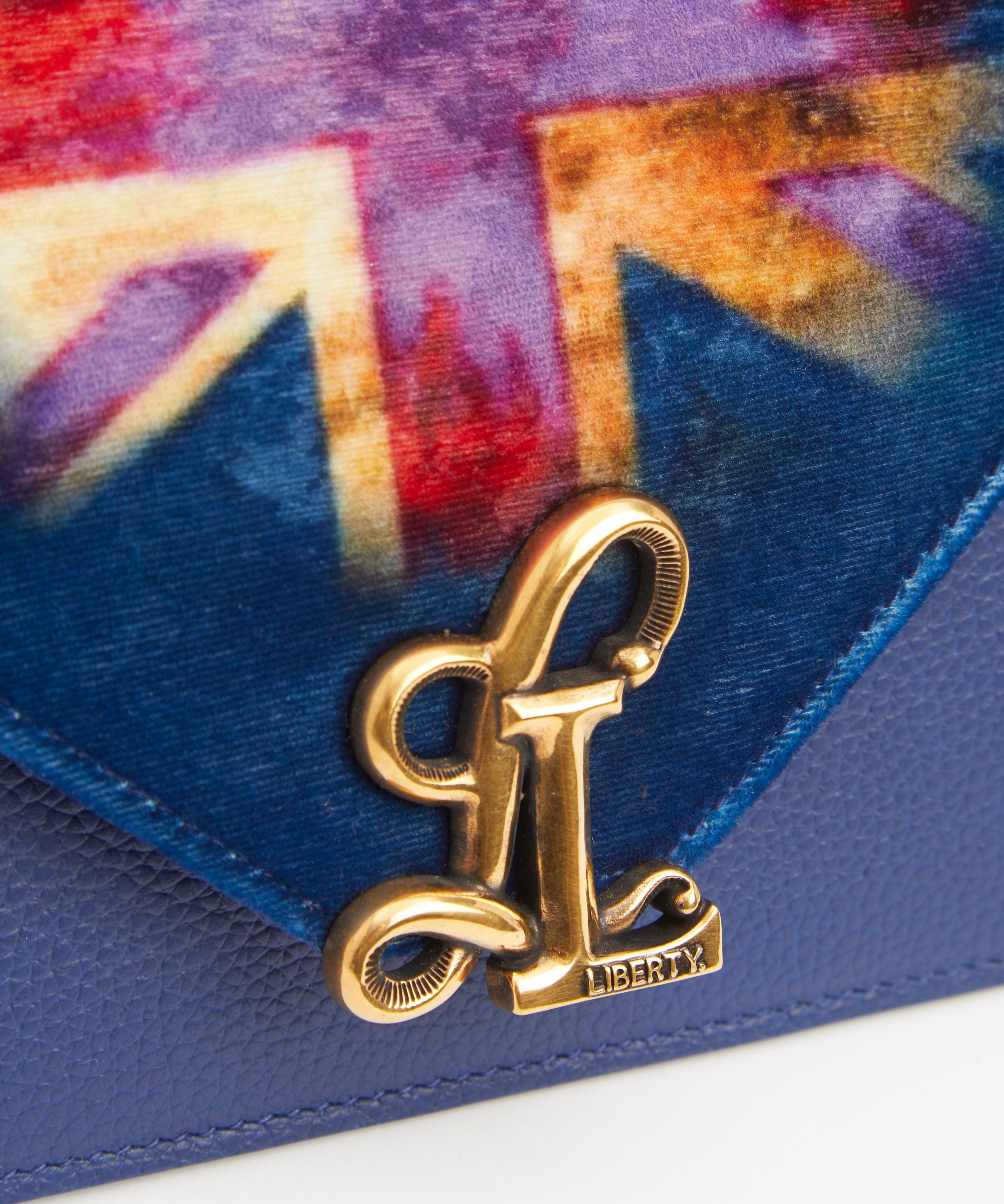 Liberty - HYPERNOVA 150 || The Hypernova Wristlet Bag image number 4
