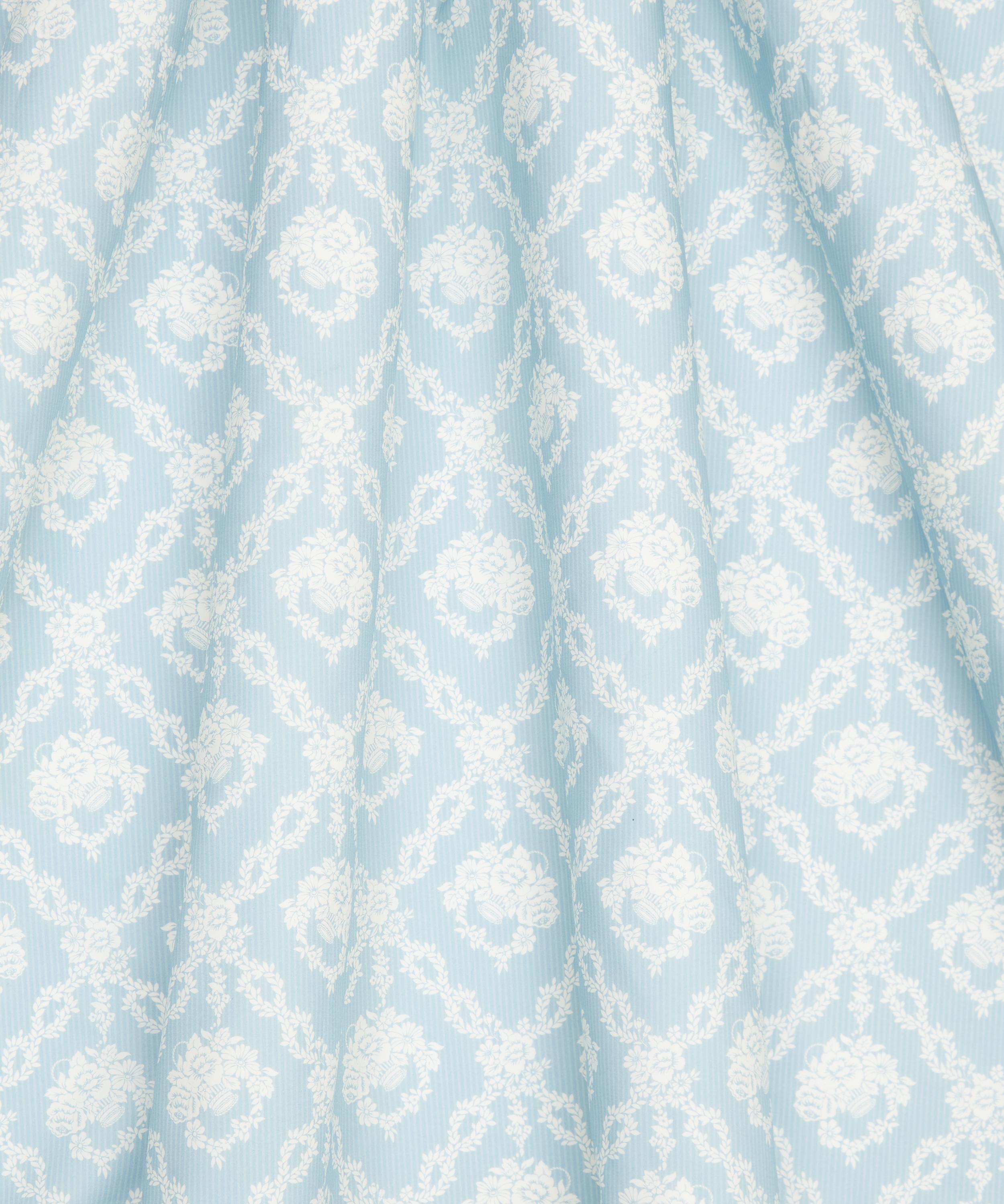 Liberty Fabrics - Liberty Fabrics & Bridgerton Garland Hampers Tana Lawn&trade; Cotton image number 2