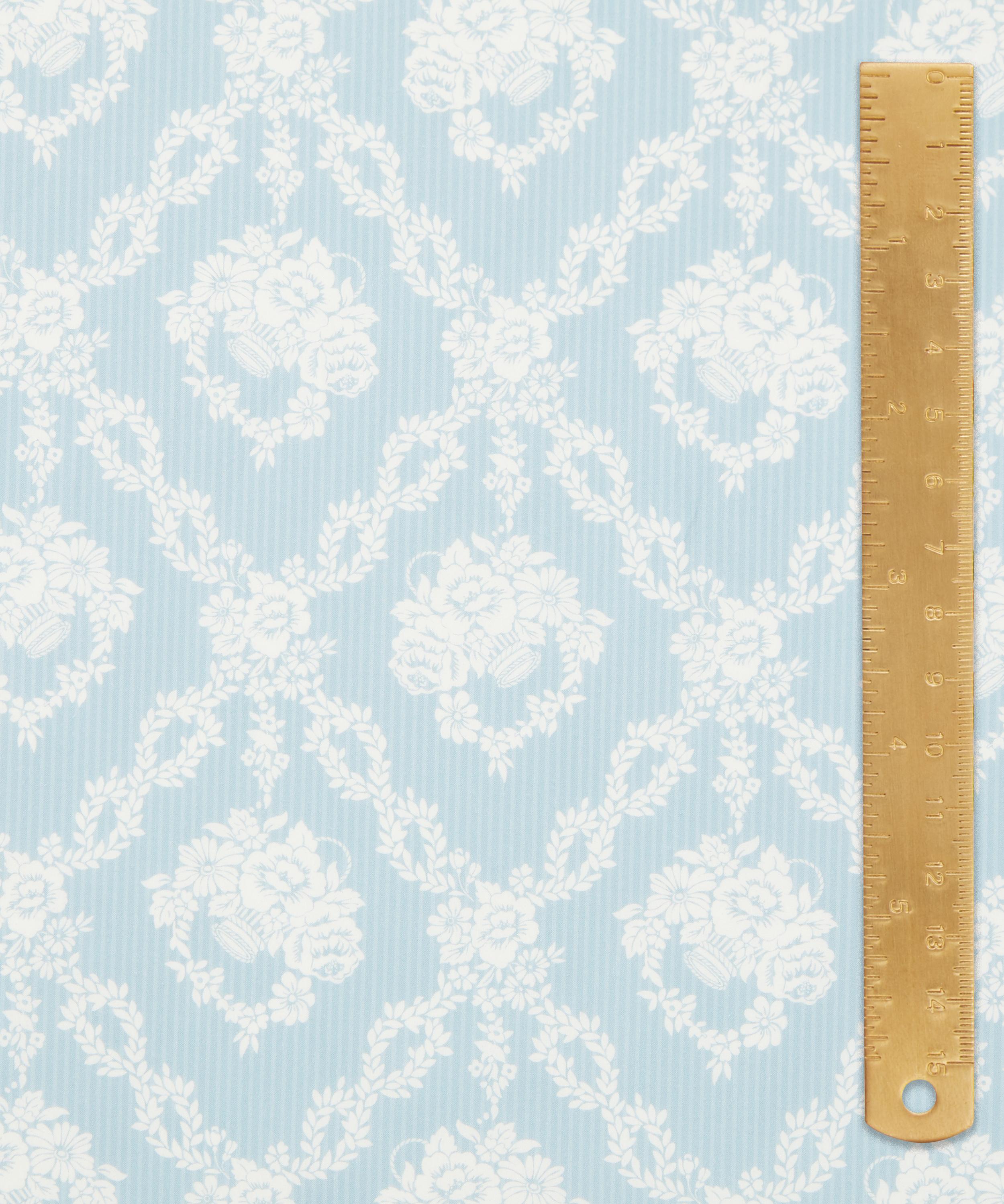 Liberty Fabrics - Liberty Fabrics & Bridgerton Garland Hampers Tana Lawn&trade; Cotton image number 4