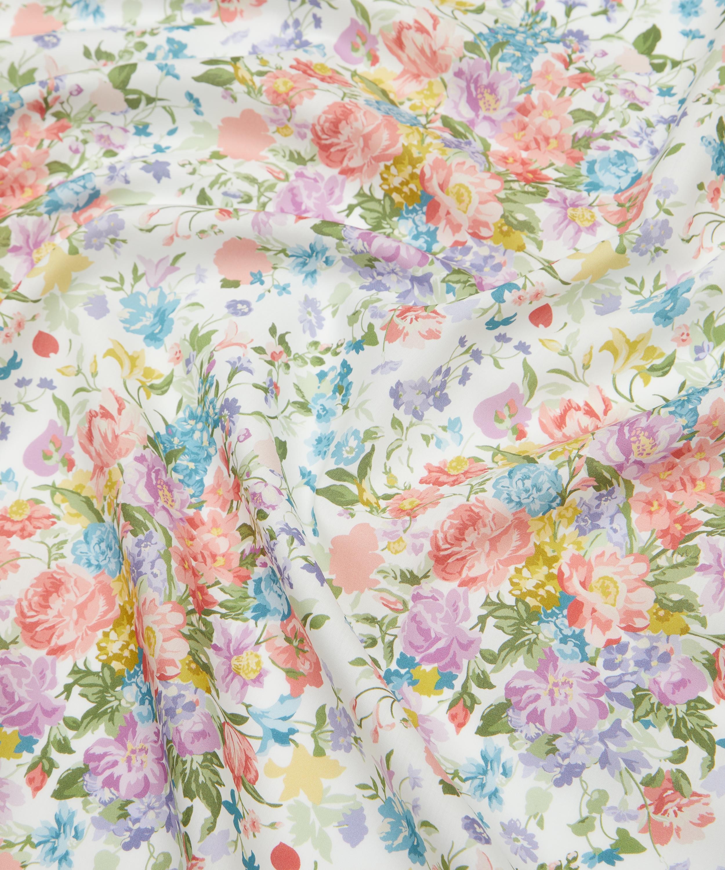 Liberty Fabrics - Liberty Fabrics & Bridgerton Bouquet Parade Tana Lawn&trade; Cotton image number 3