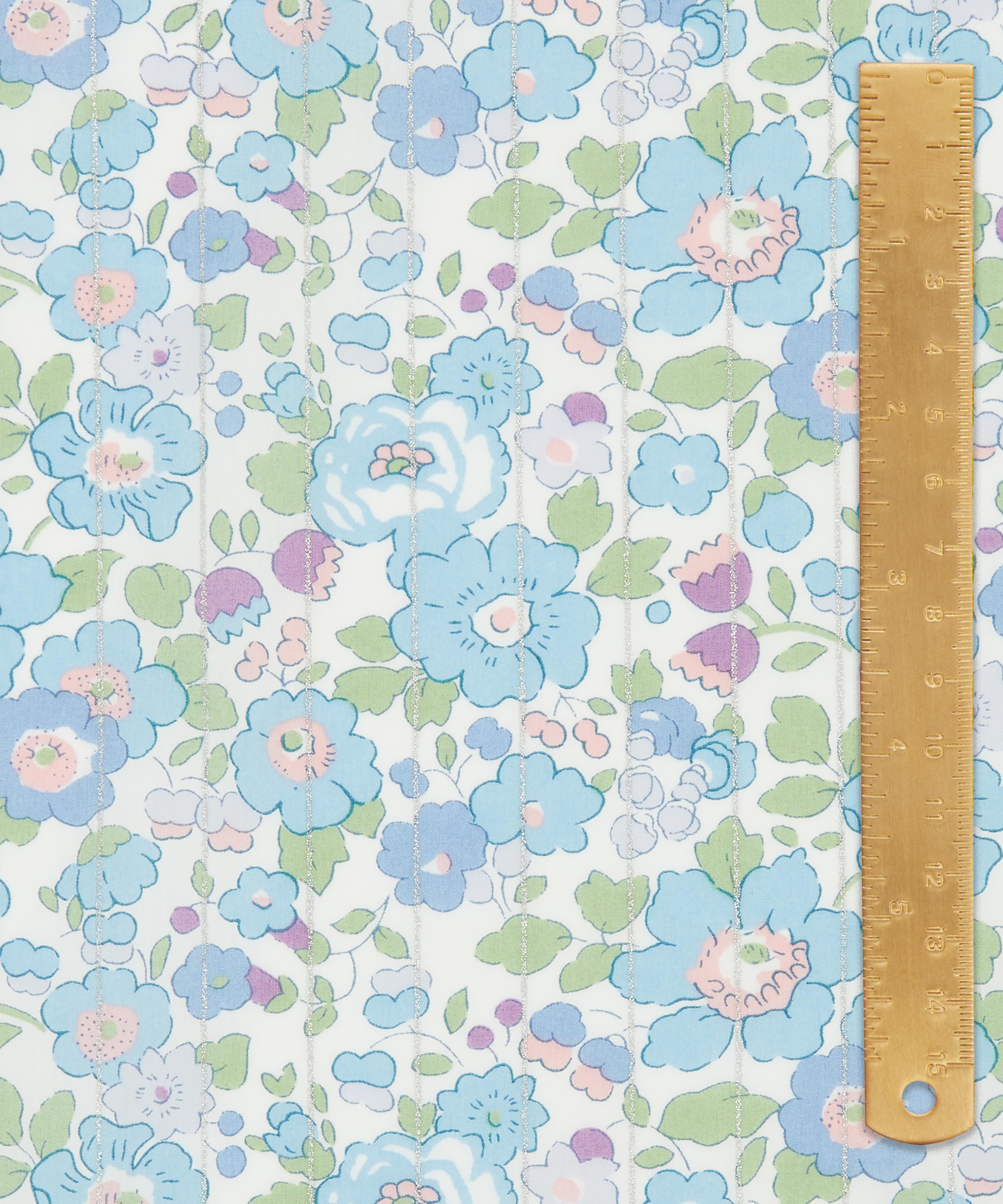 Liberty Fabrics - Betsy Tana Lawn™ Cotton image number 4