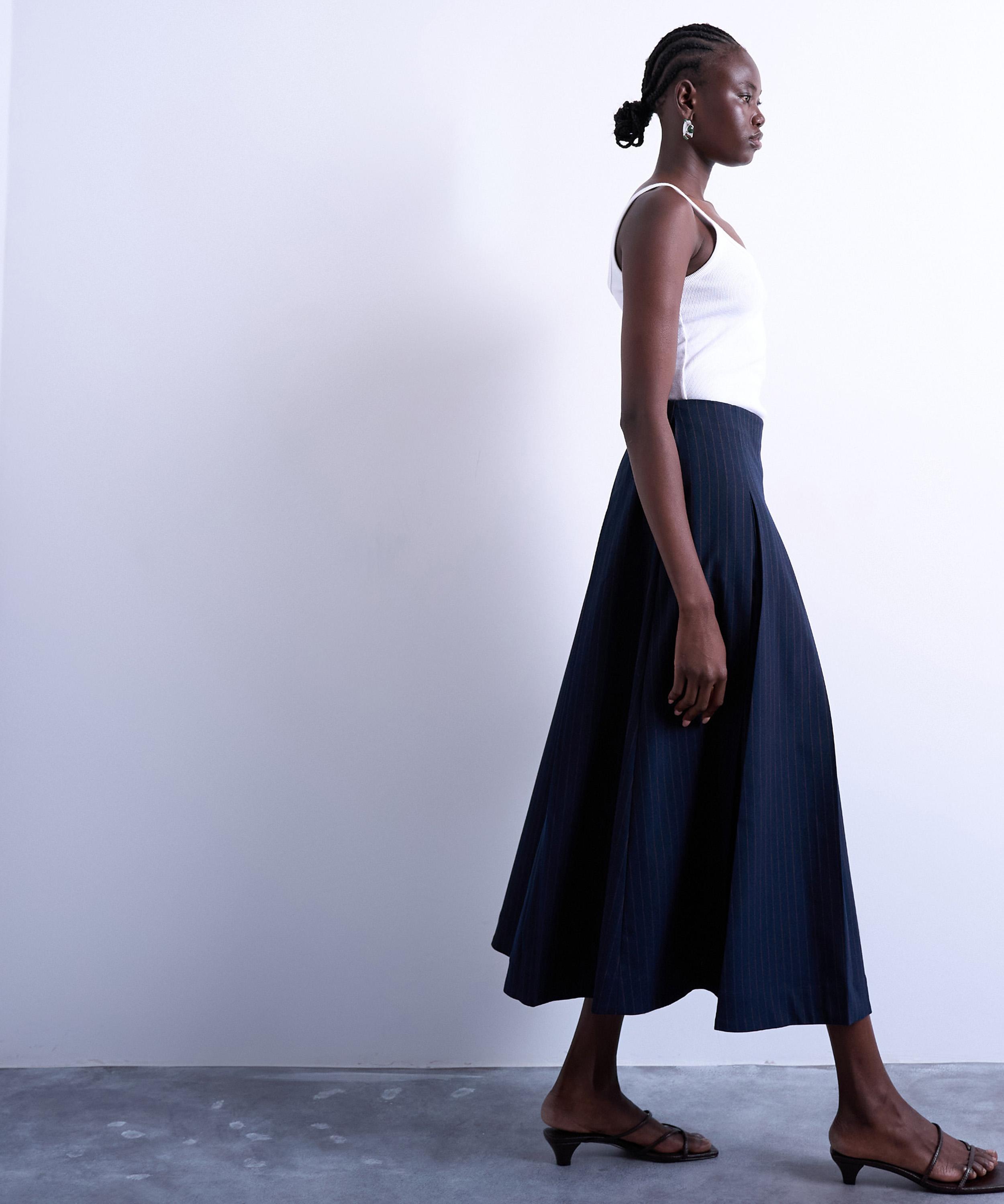 TOPSHOP - Pleated Navy Rust Stripe Midi Skirt image number 1