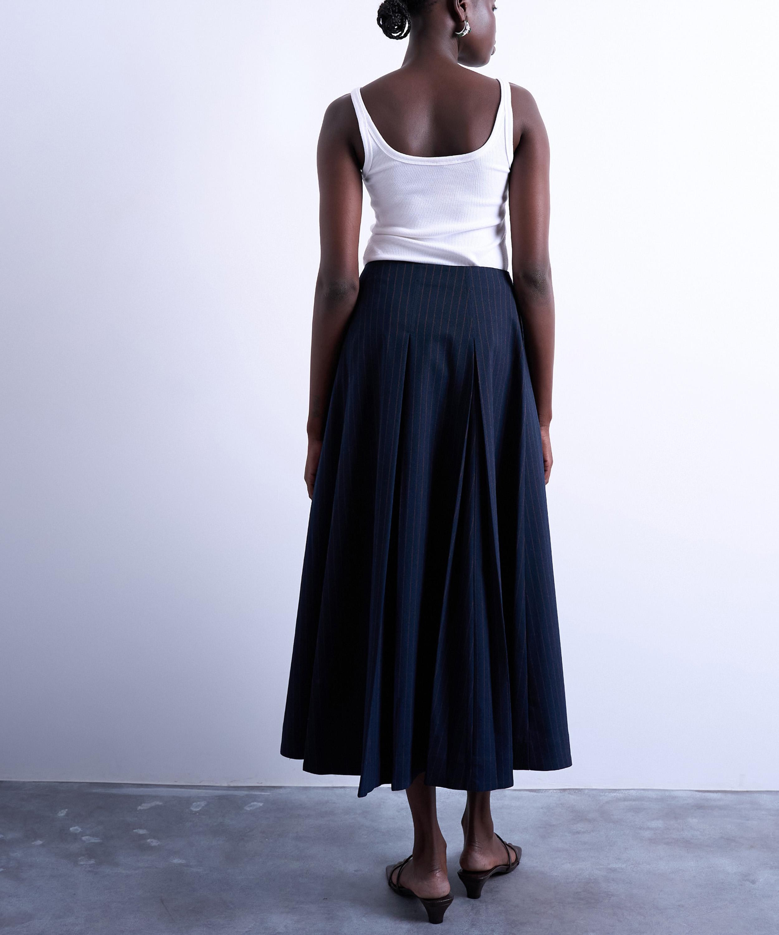 TOPSHOP - Pleated Navy Rust Stripe Midi Skirt image number 4