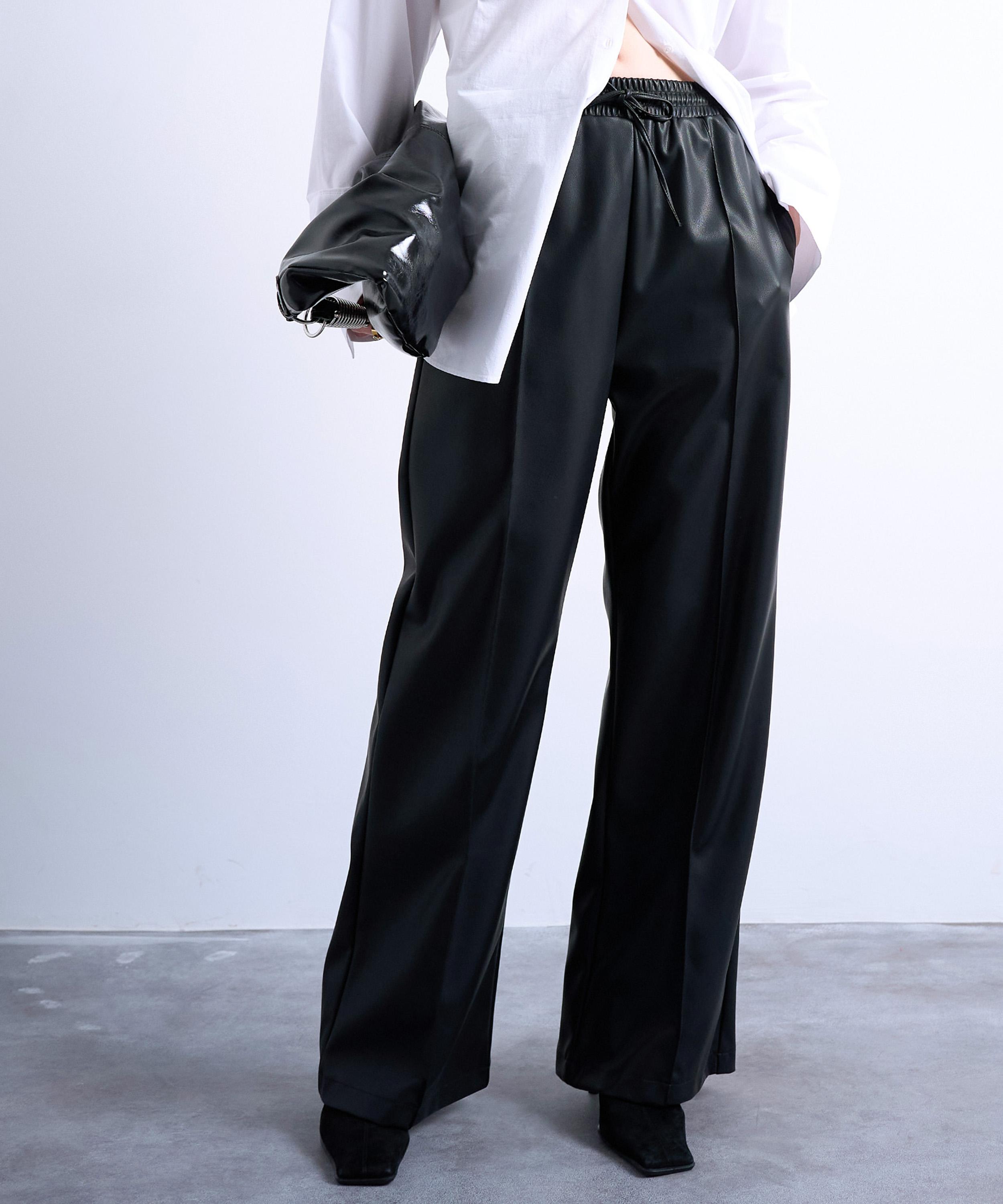 TOPSHOP - Black Faux Leather Wide Leg Joggers with Pinseam Detail