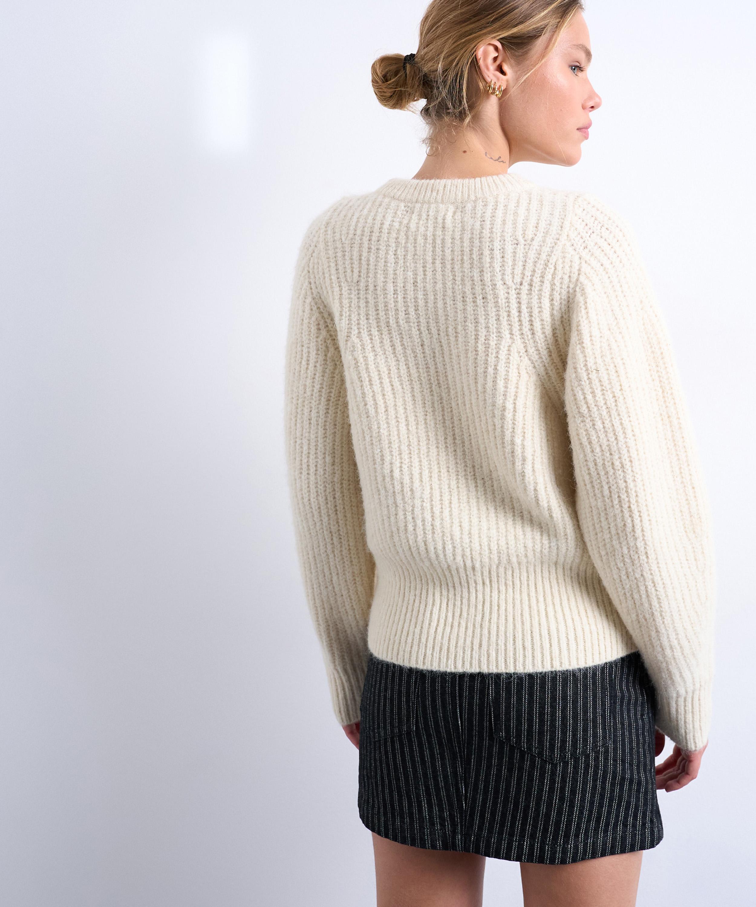 TOPSHOP - Ivory Knitted Rounded Sleeve Jumper image number 3