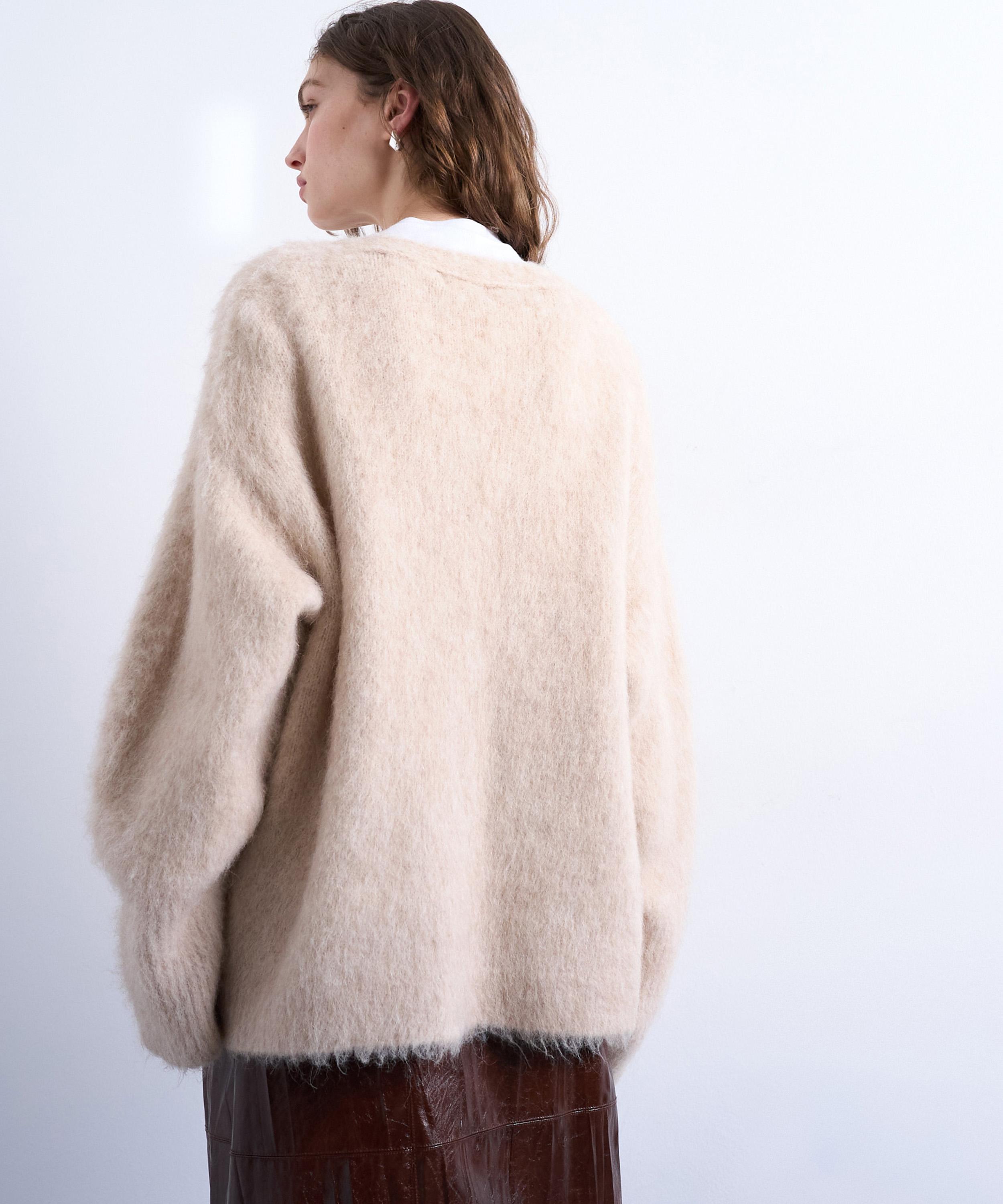 TOPSHOP - Beige Knitted Premium Alpaca Cardigan image number 3