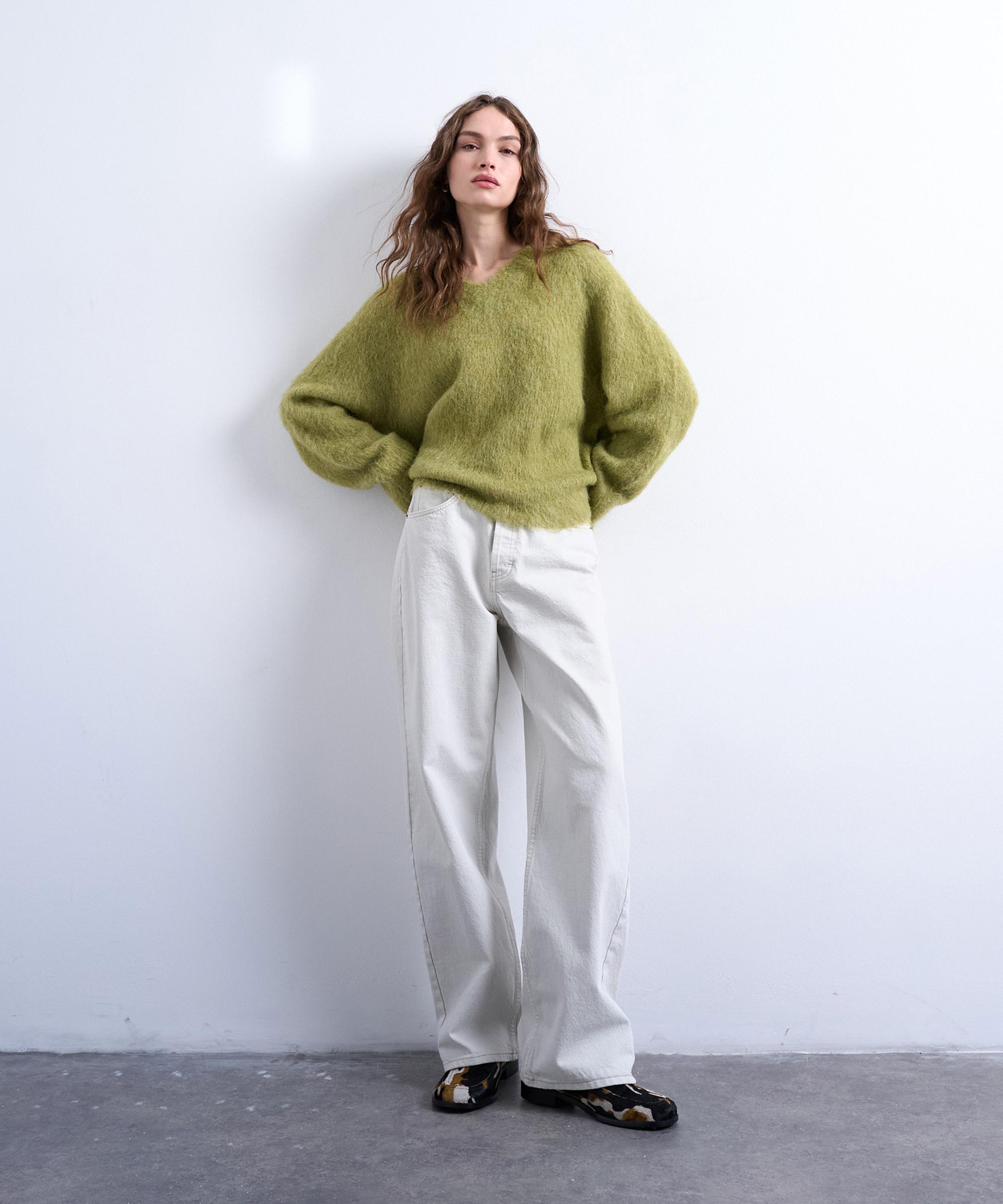 TOPSHOP - Avocado Knitted Premium Alpaca Jumper image number 2