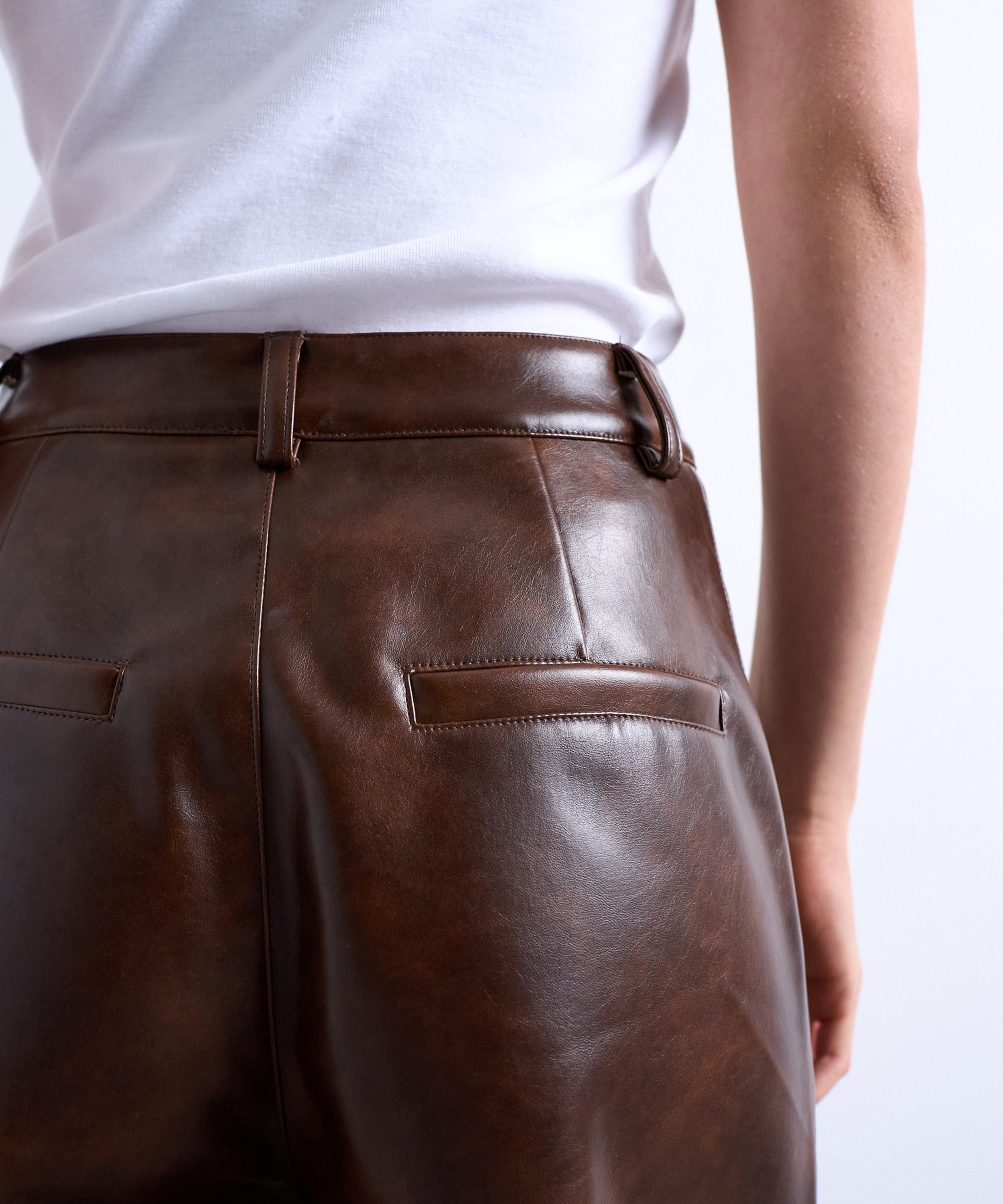 TOPSHOP - Faux Leather Pleated Straight Leg Trousers image number 3