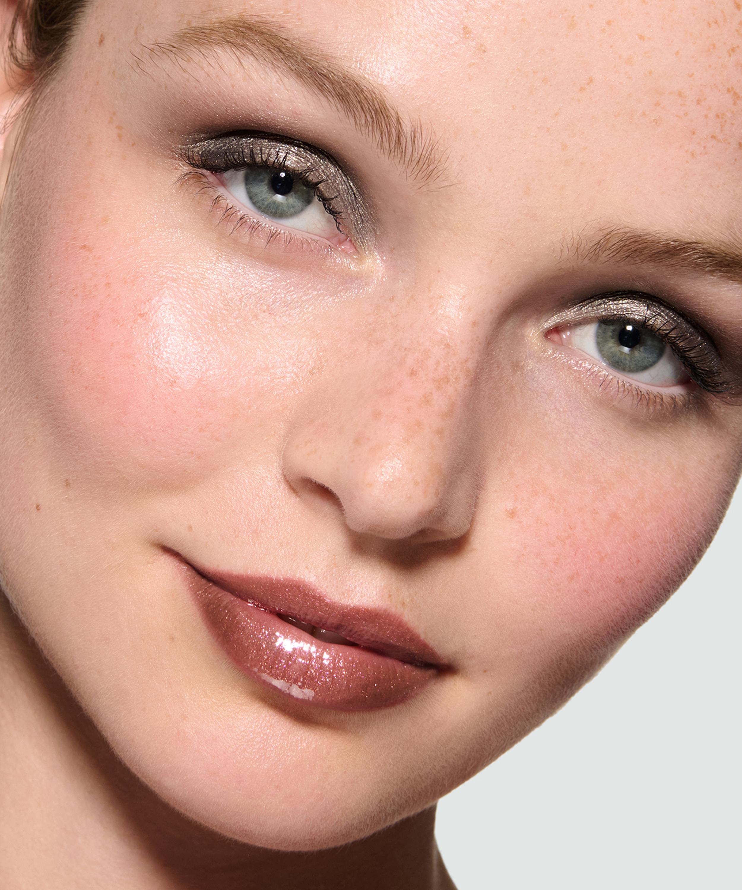 Lisa Eldridge Beauty - Gloss Embrace Limited Edition Sequin Lip Gloss 4.5ml image number 2