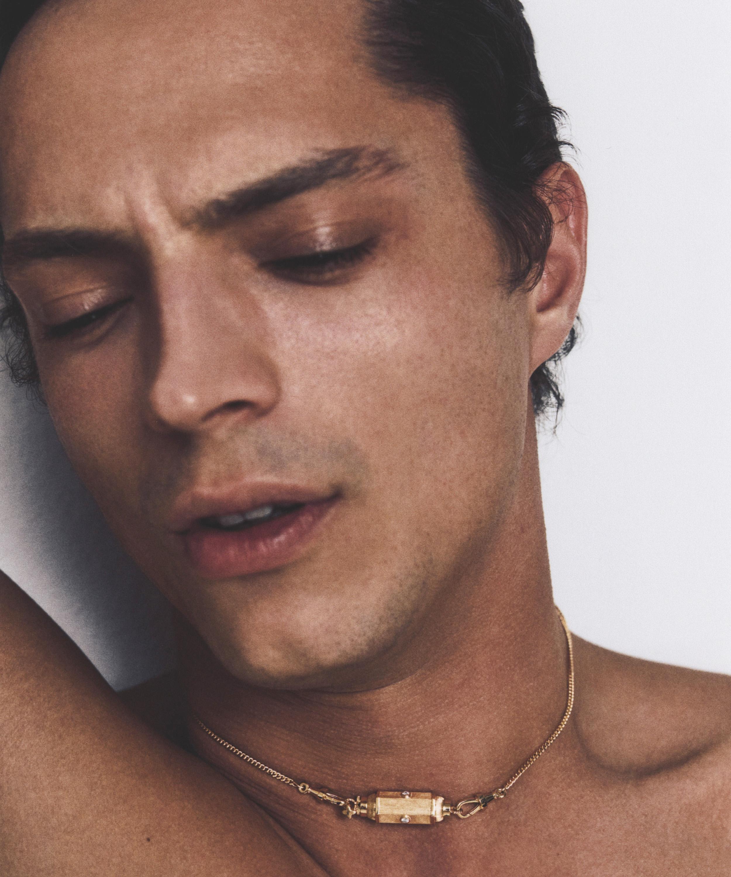 Marie Lichtenberg - 18ct Gold Baby Star Locket Necklace image number 1