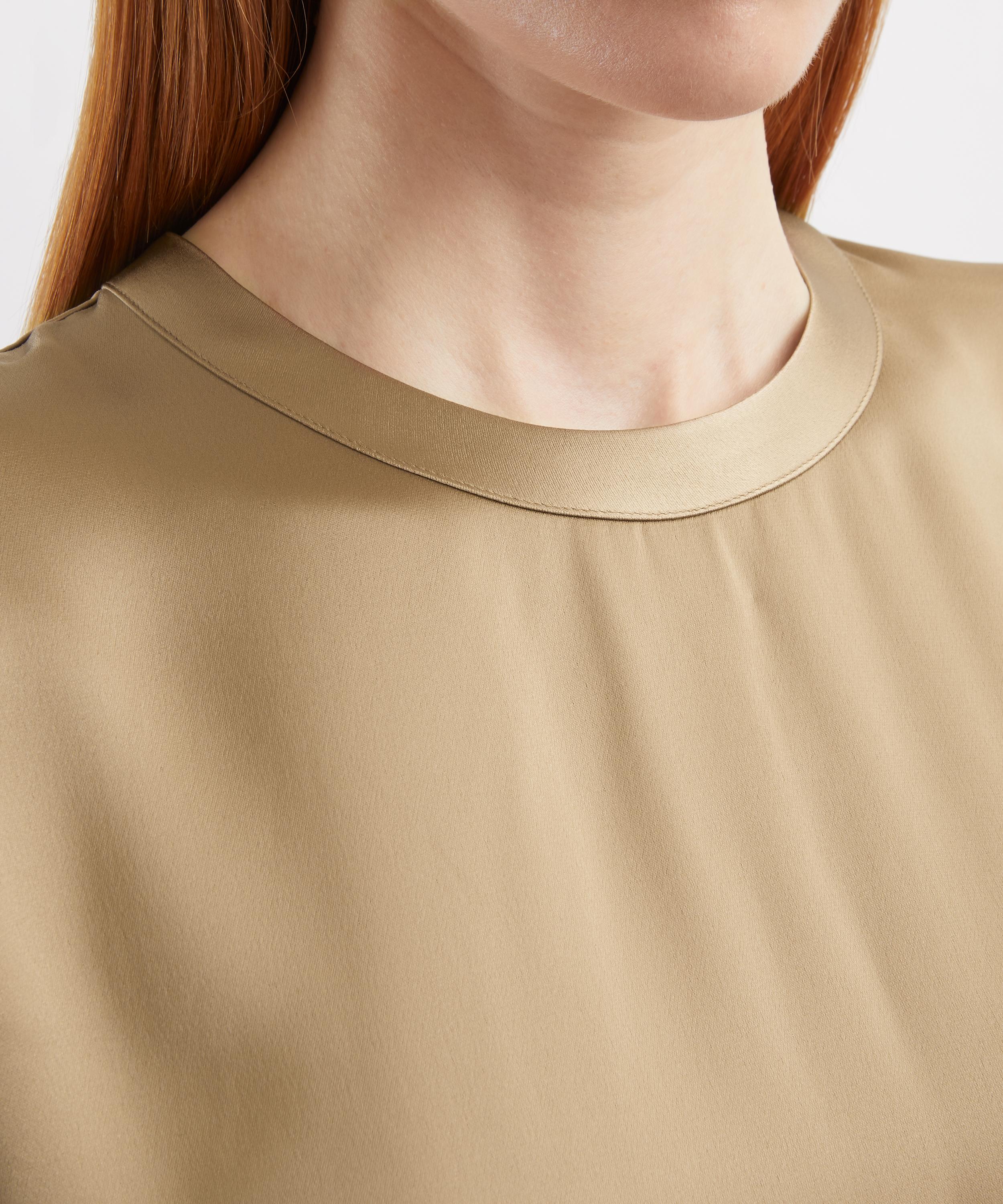 Toteme - Satin T-Shirt image number 4