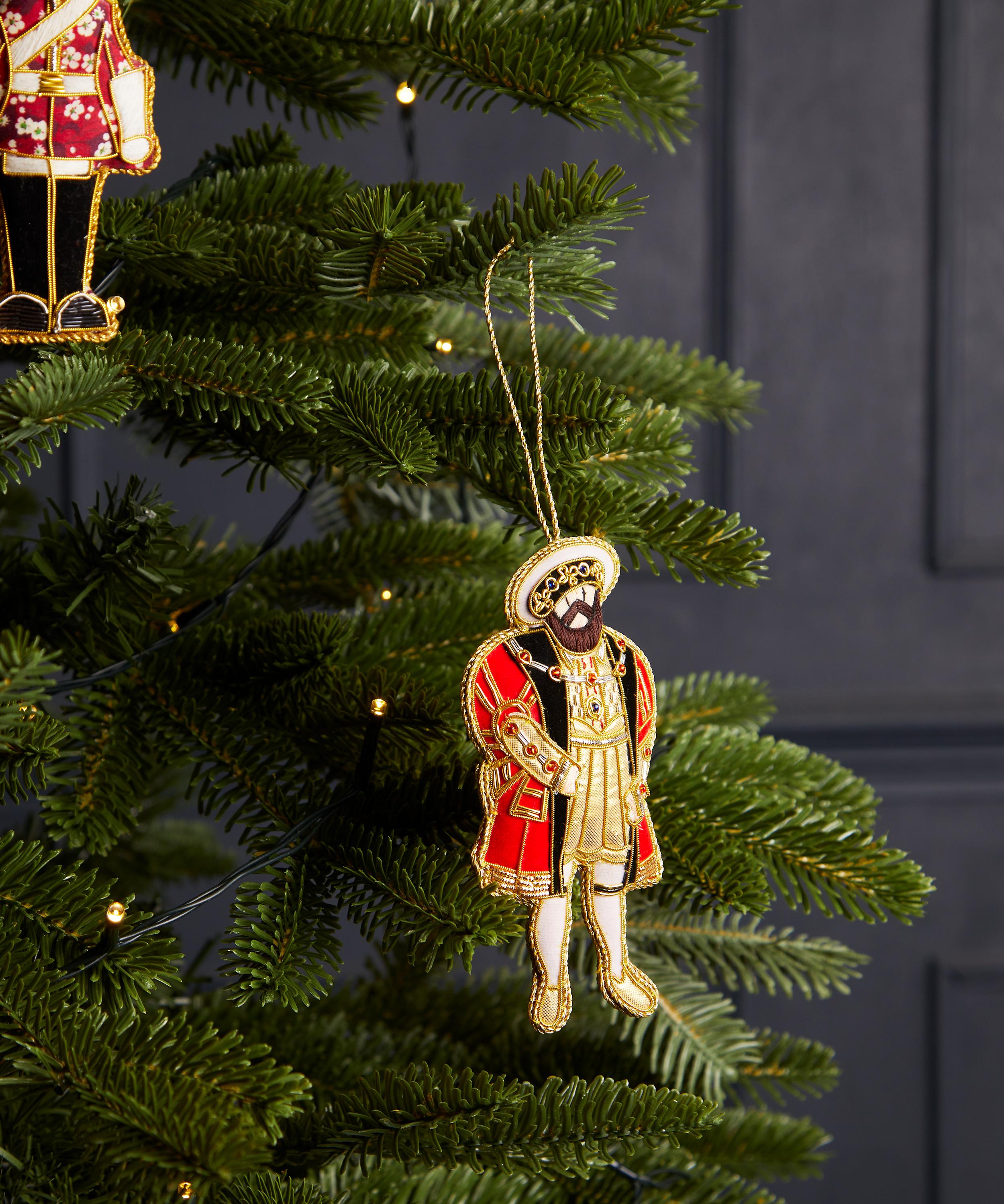 Christmas - King Henry VIII Velvet Ornament image number 1
