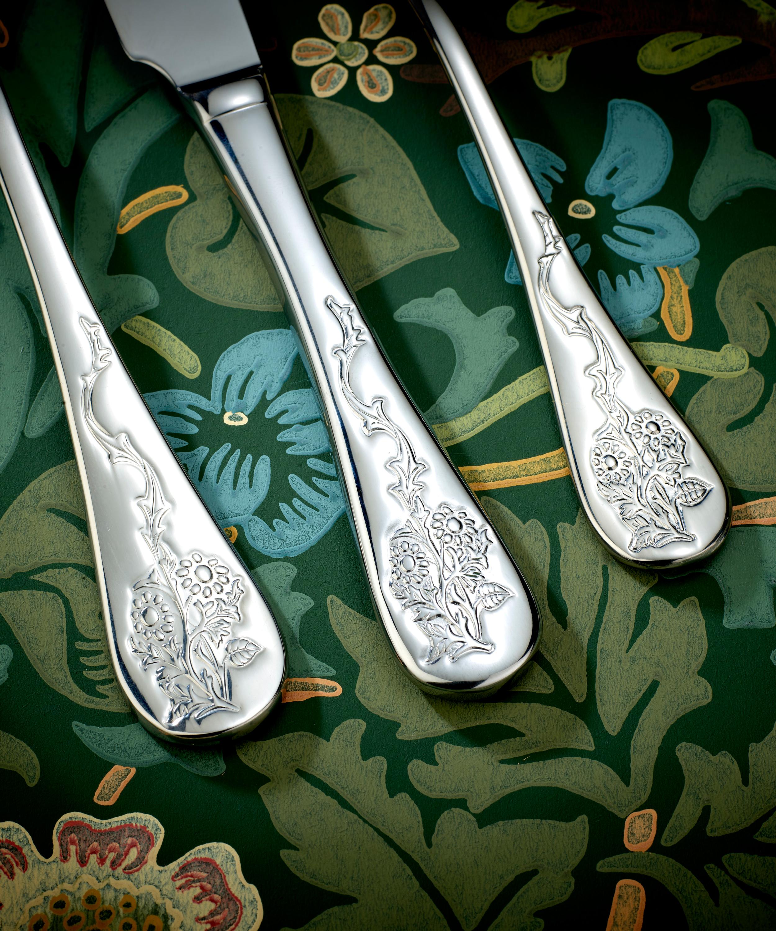 Arthur Price - Morris and Co. Blackthorn 24-Piece Boxed Cutlery Set image number 2