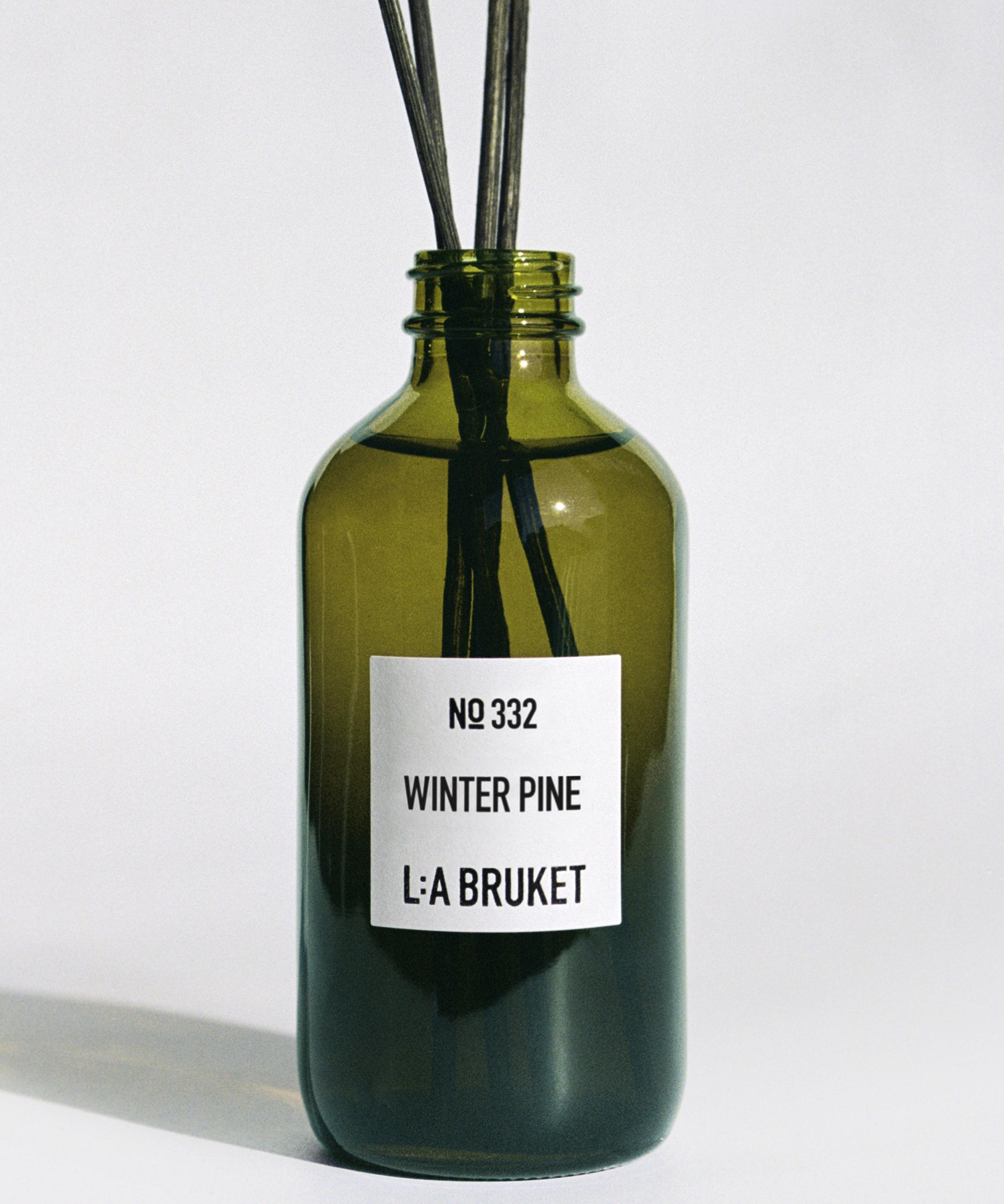 L:A Bruket - 332 Room Diffuser Winter Pine 200ml image number 1