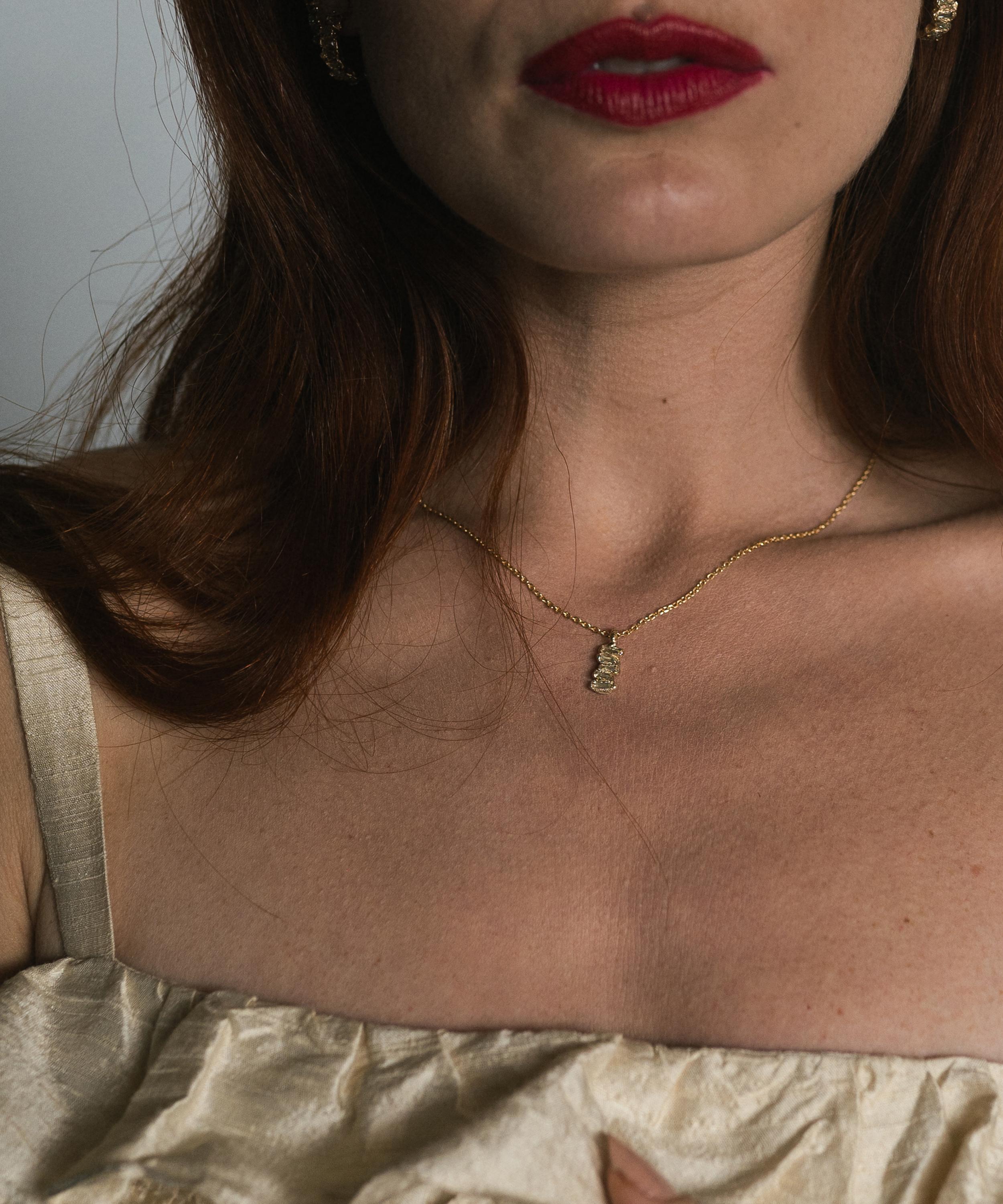 Ellis Mhairi Cameron - 14ct Gold Lemon Baguette Diamond Scatter Large Pendant Necklace image number 1