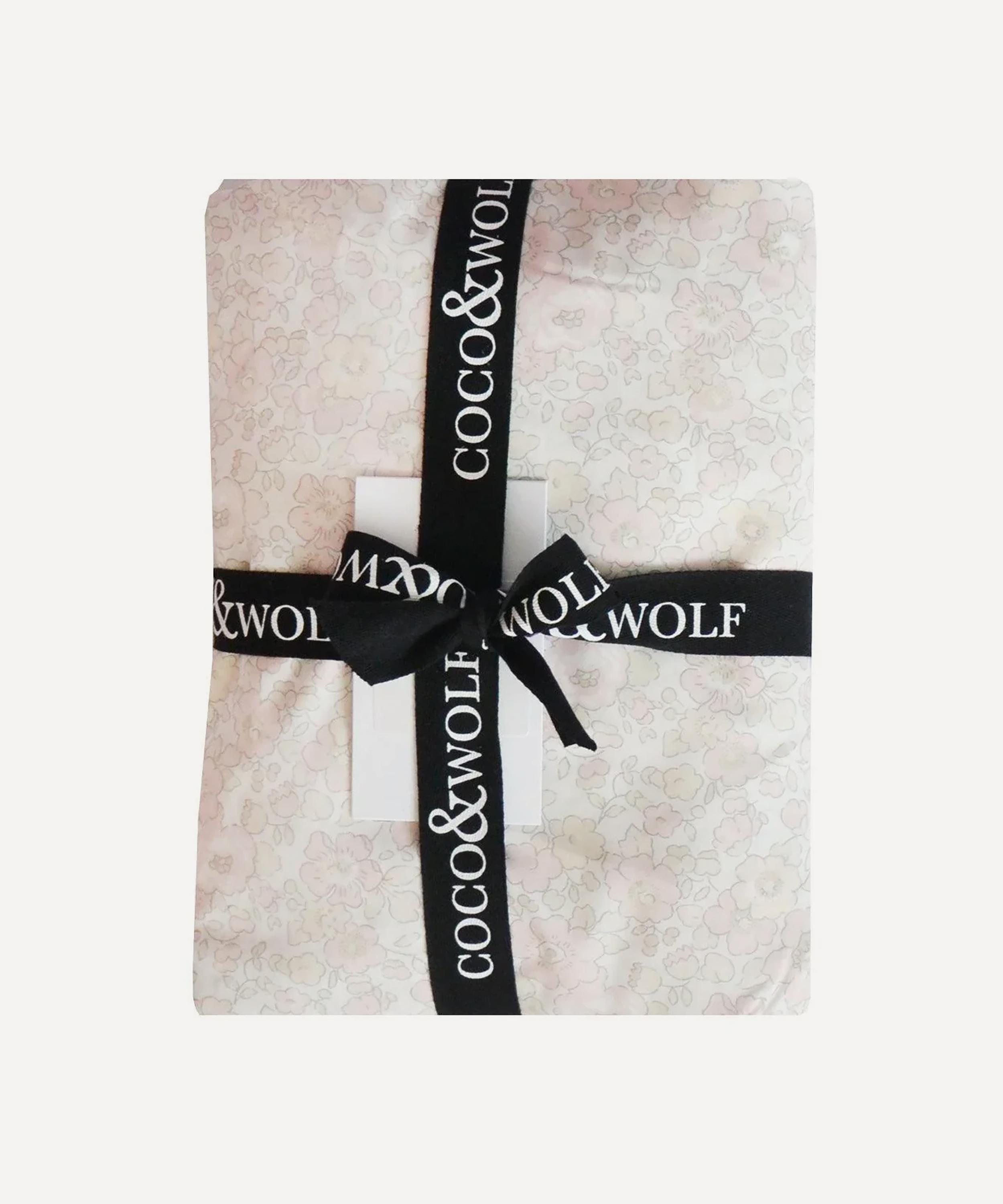 Coco & Wolf - Betsy Lace Bonneville Super King Flat Sheet image number 3