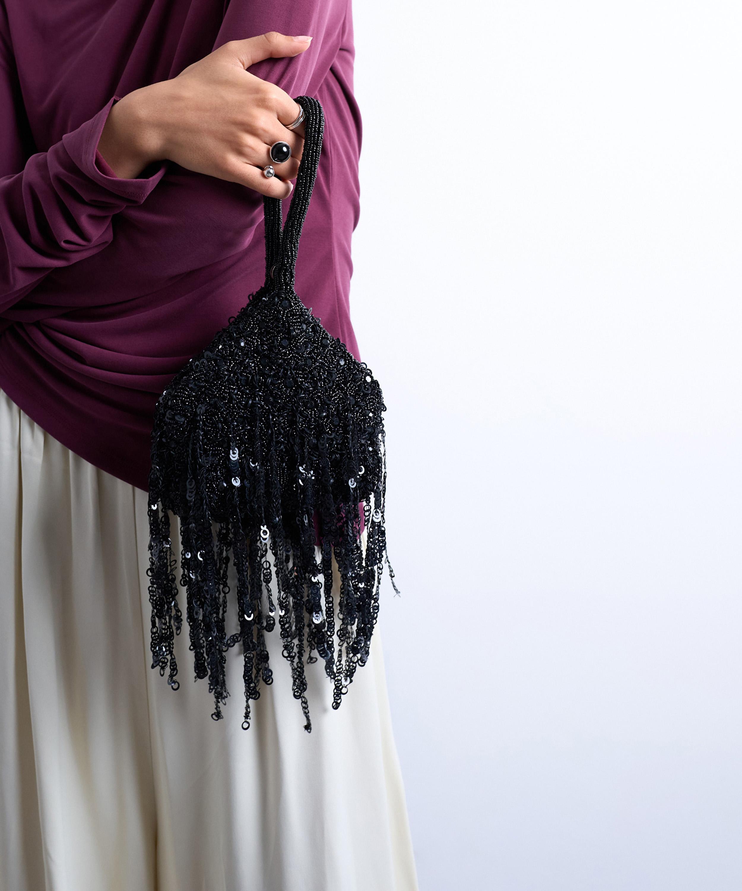 TOPSHOP - Giana Black Sequin Tassel Grab Bag image number 1