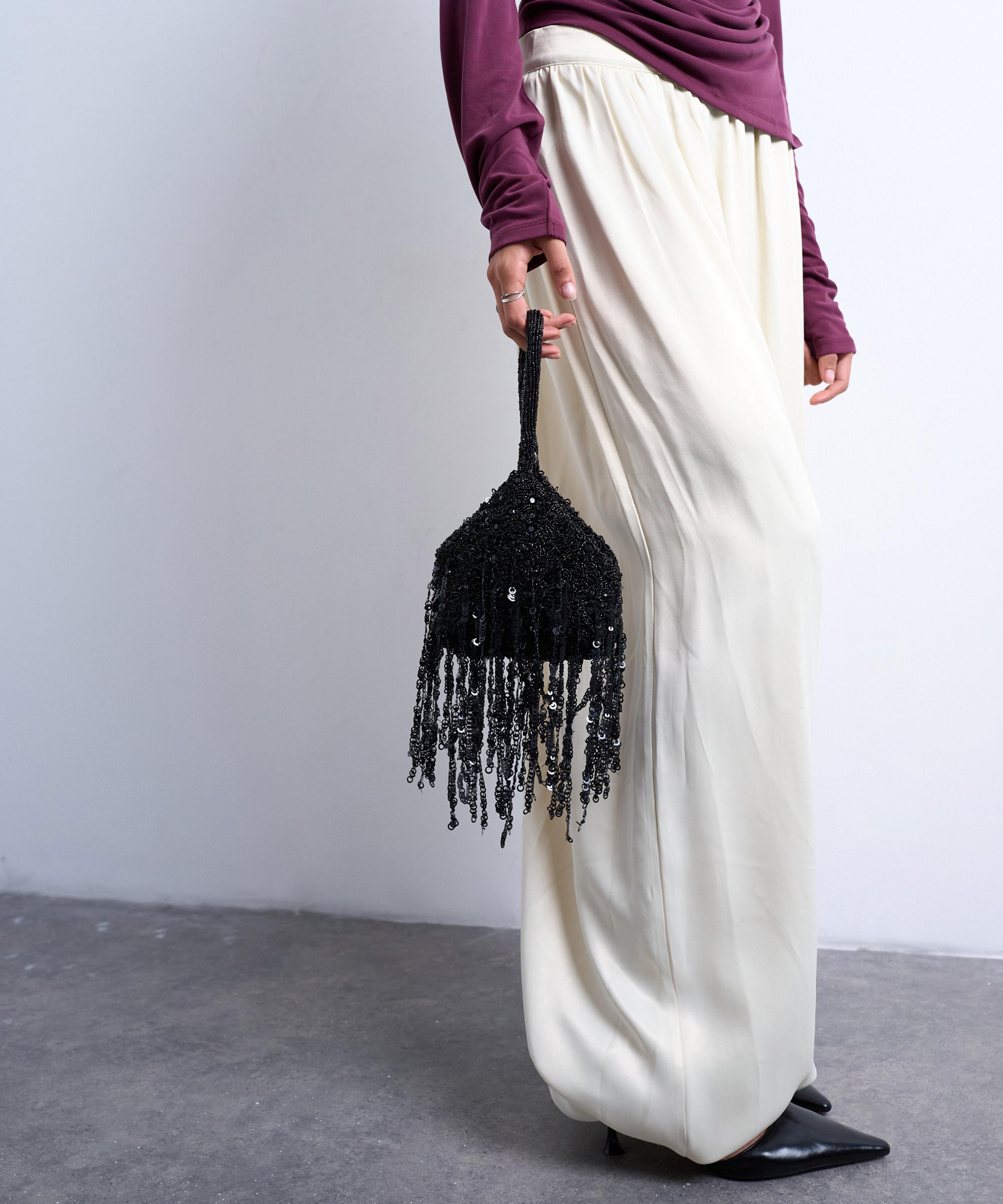 TOPSHOP - Giana Black Sequin Tassel Grab Bag image number 3