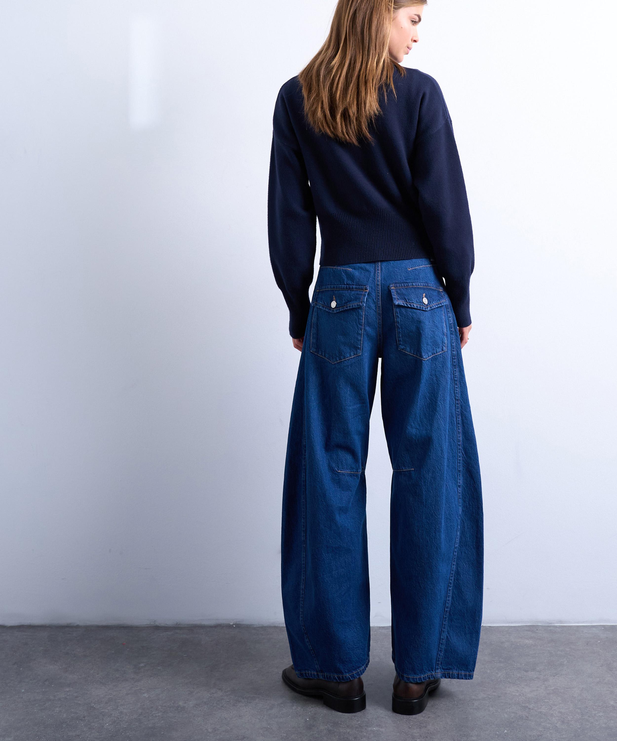 TOPSHOP - Indigo Rinse Horseshoe High Rise Barrel Jeans image number 2
