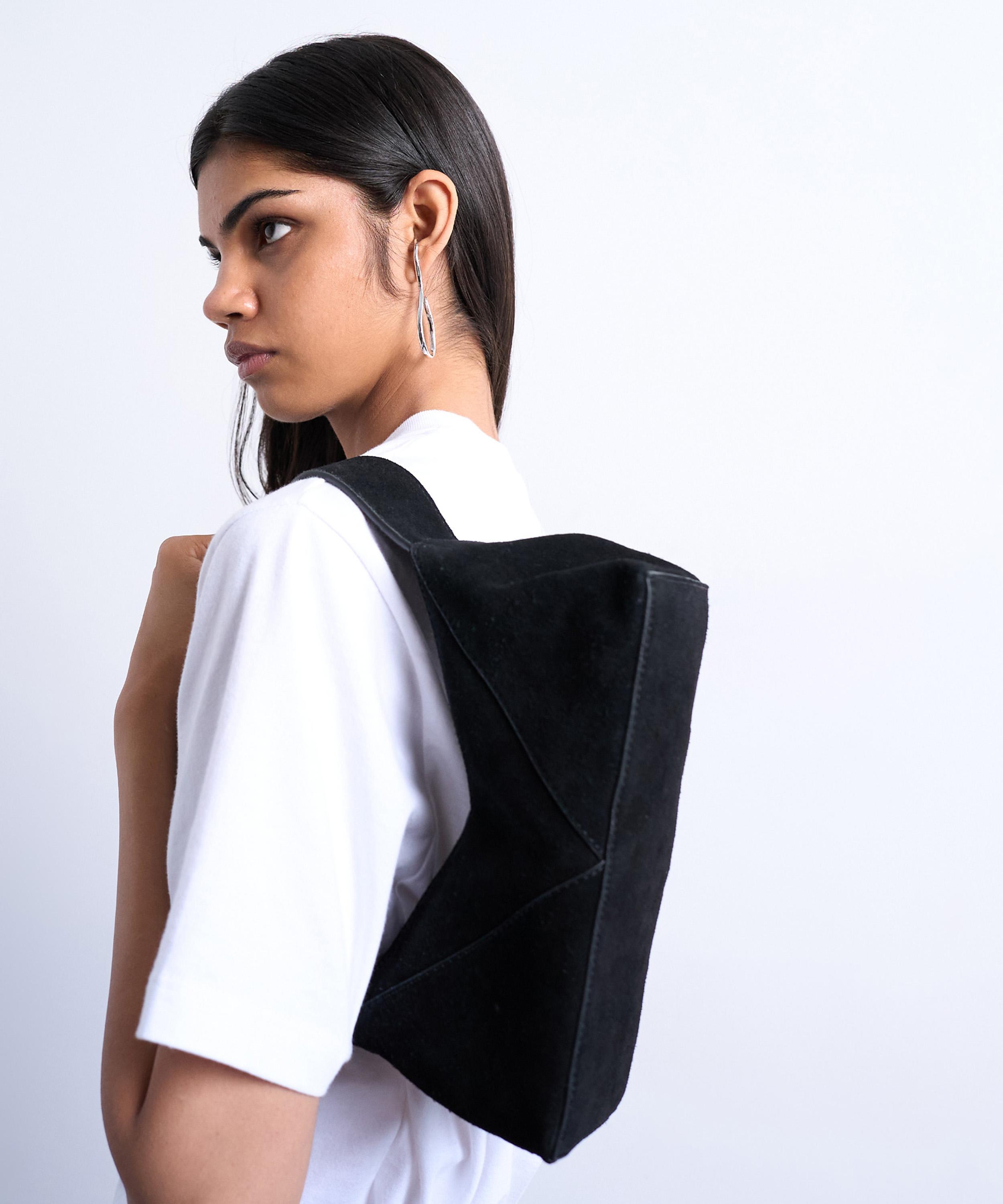 TOPSHOP - Black Safia Real Suede Shoulder Bag image number 3