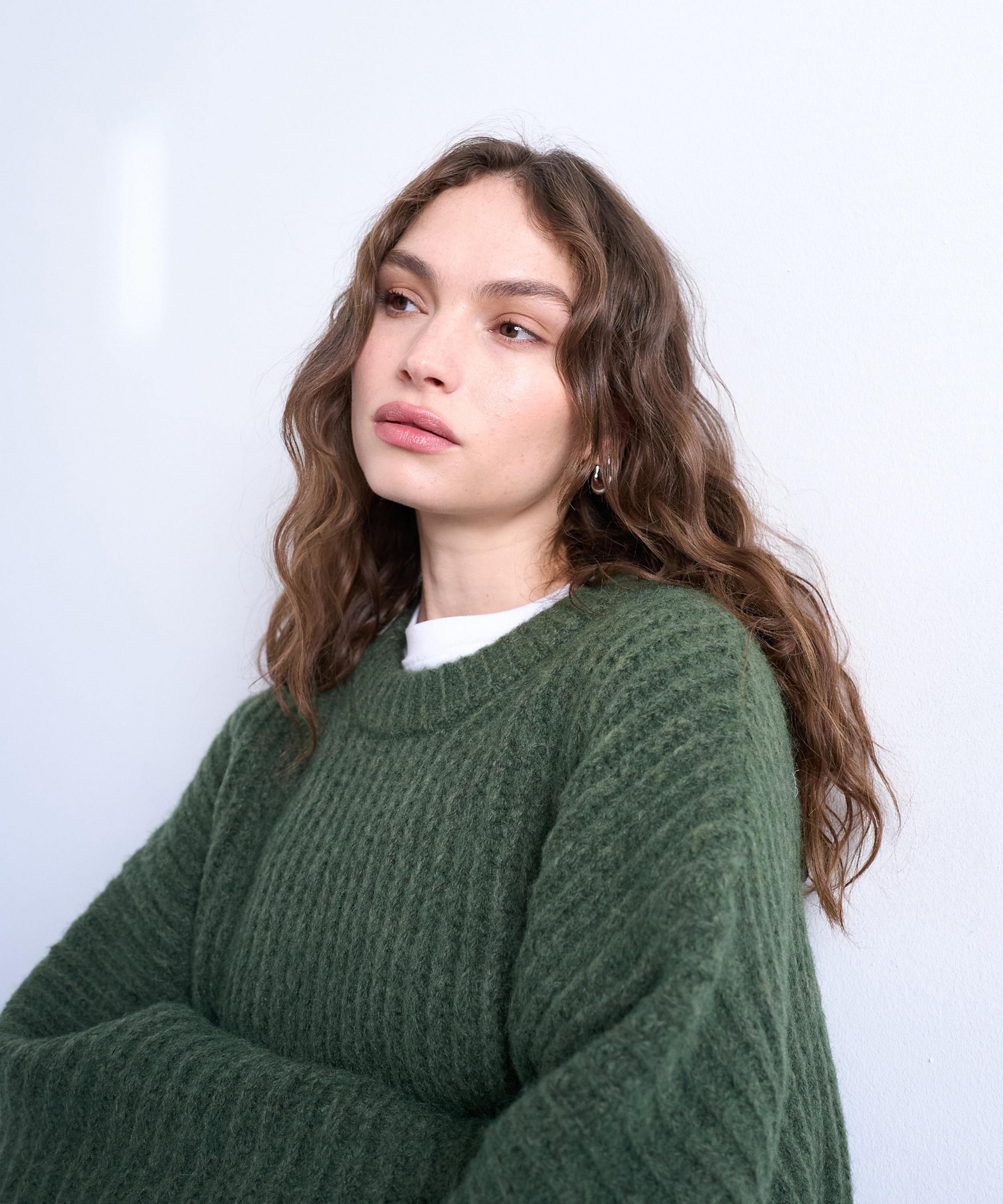 TOPSHOP - Green Knitted Oversized Ribbed Balloon Sleeve Jumper image number 1