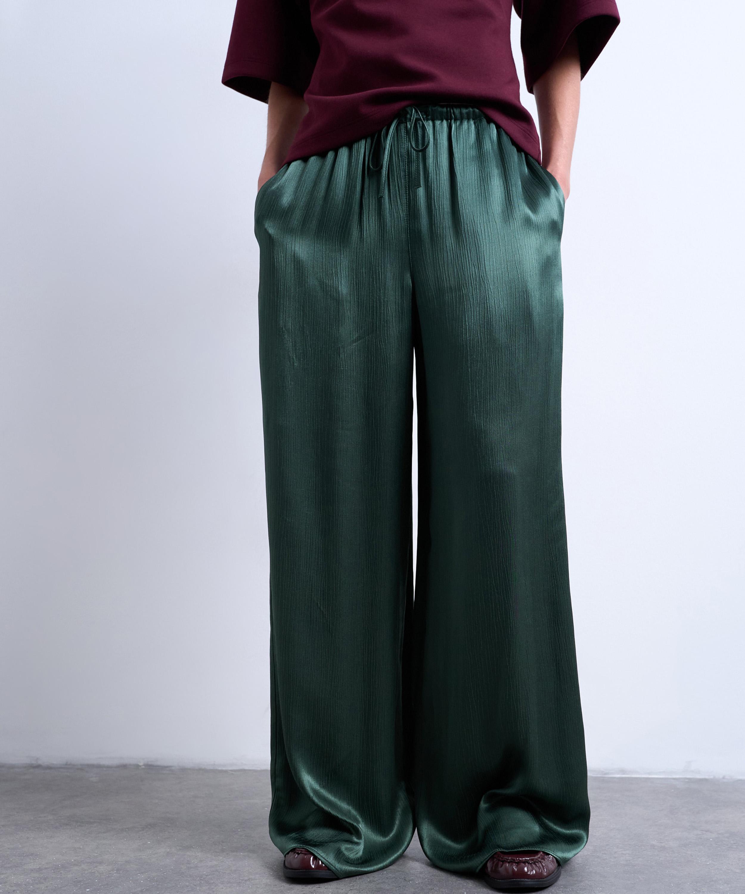 TOPSHOP - Green Crinkle Satin Wide Leg Trousers