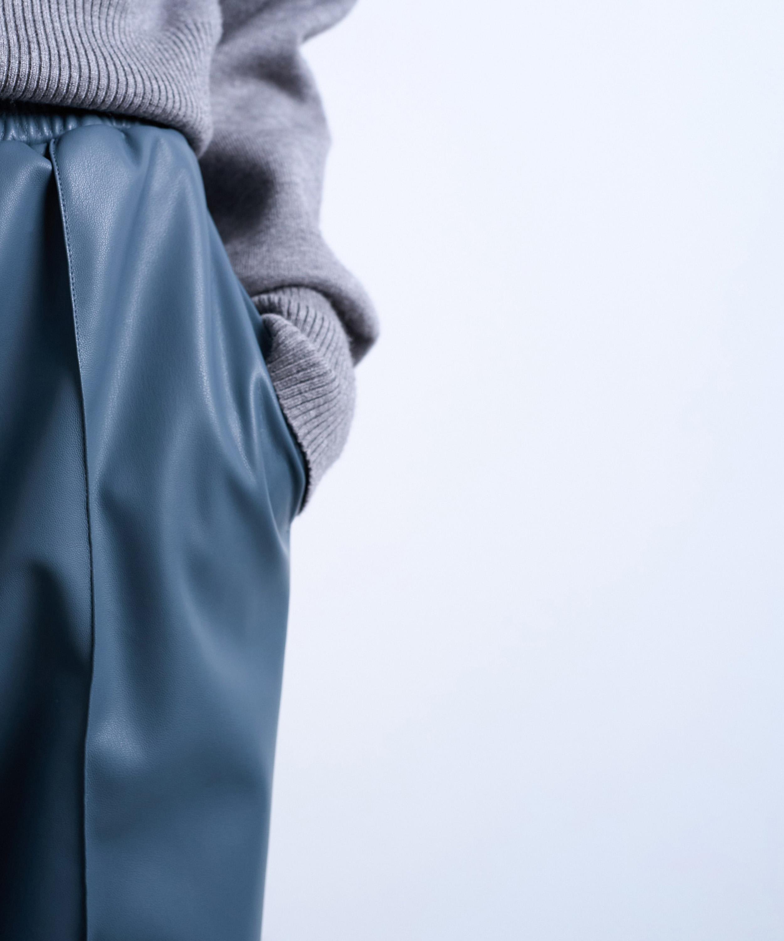 TOPSHOP - Blue Faux leather Wide Leg Joggers with Pinseam Details image number 2
