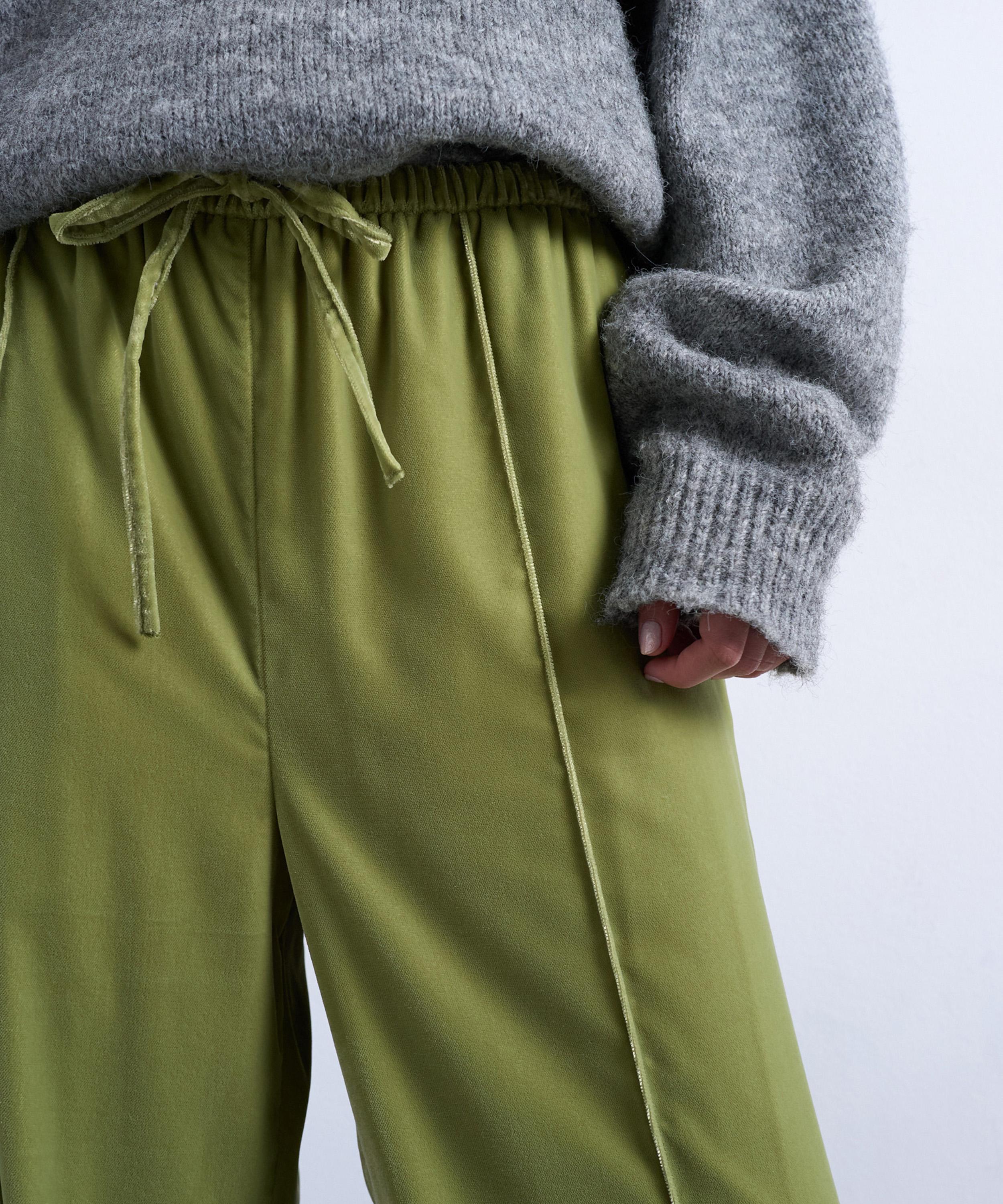 TOPSHOP - Velvet Mid Rise Tie Waist Wide Leg Joggers image number 2