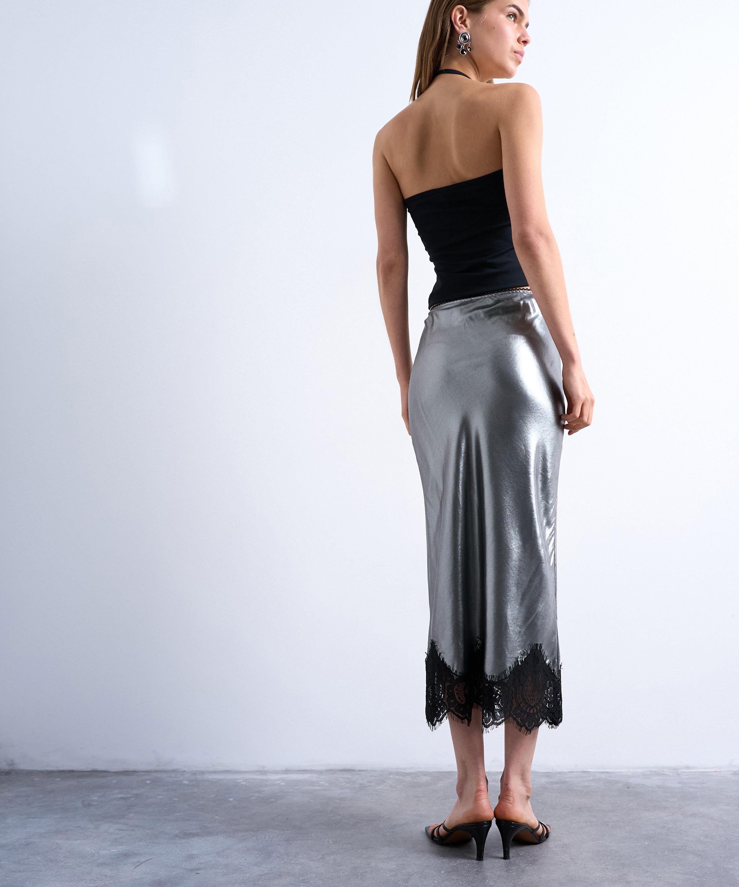 TOPSHOP - Metallic Lace Hem Midi Skirt image number 4